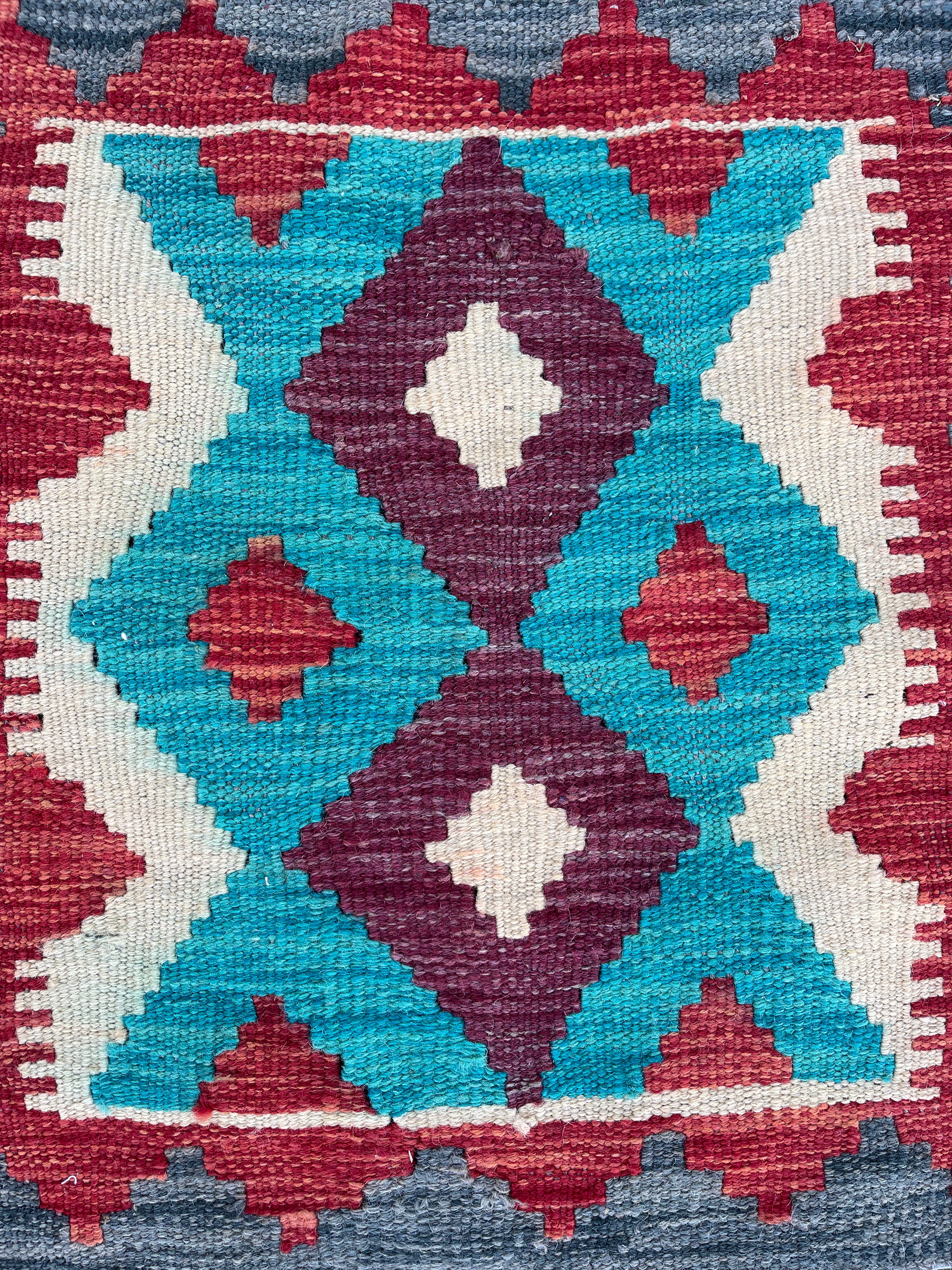 Mini Faryab 104 - ~ 50x50 cm Jerm | جِرْم