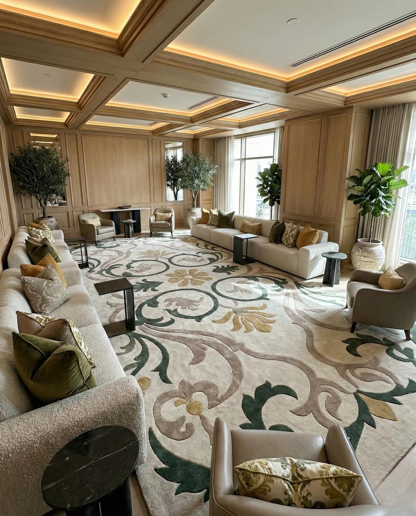 Jerm Hand-Tufted Rug 258