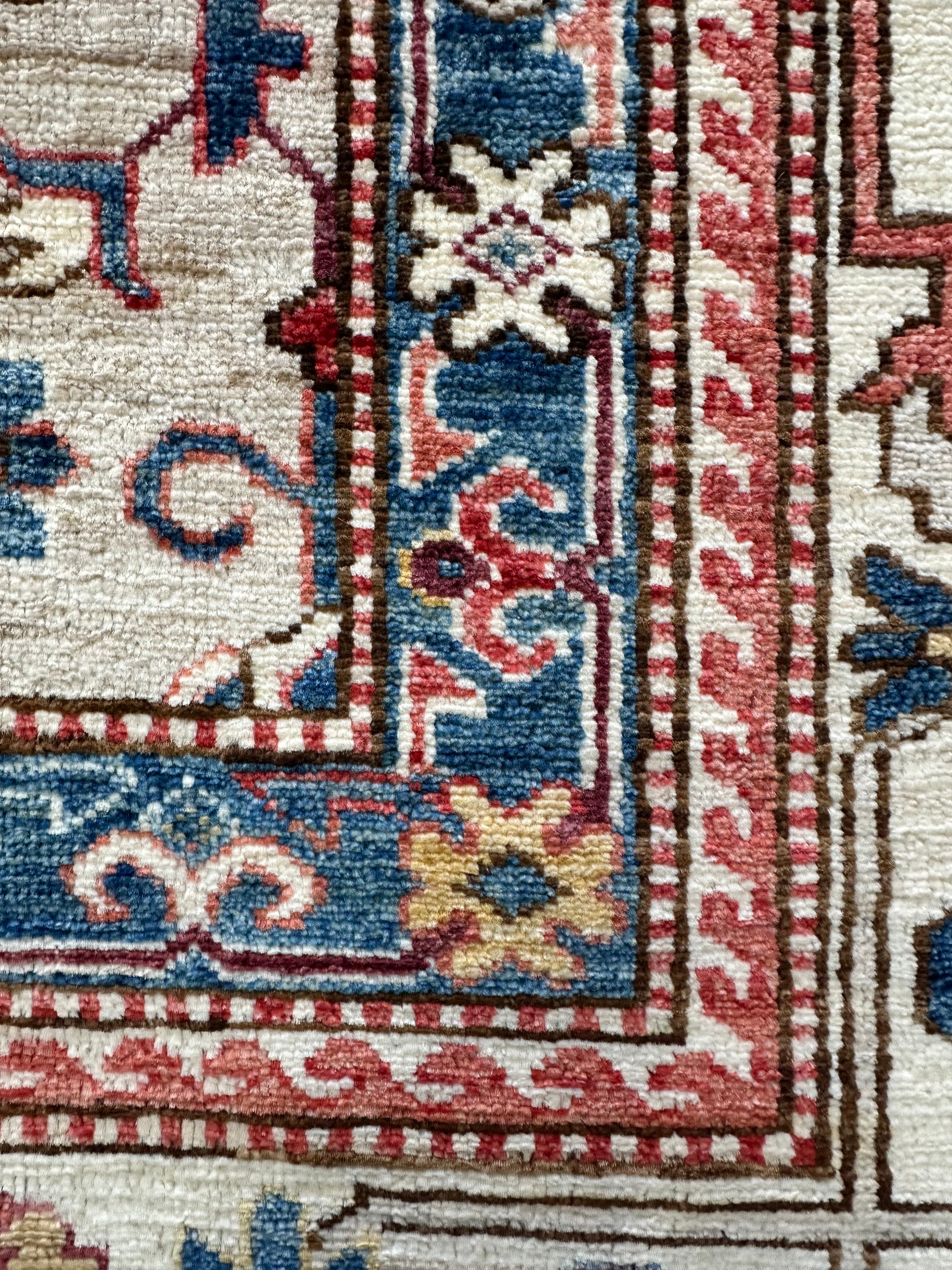 Afghan handmade rug,Chobi. Size:367x268cm