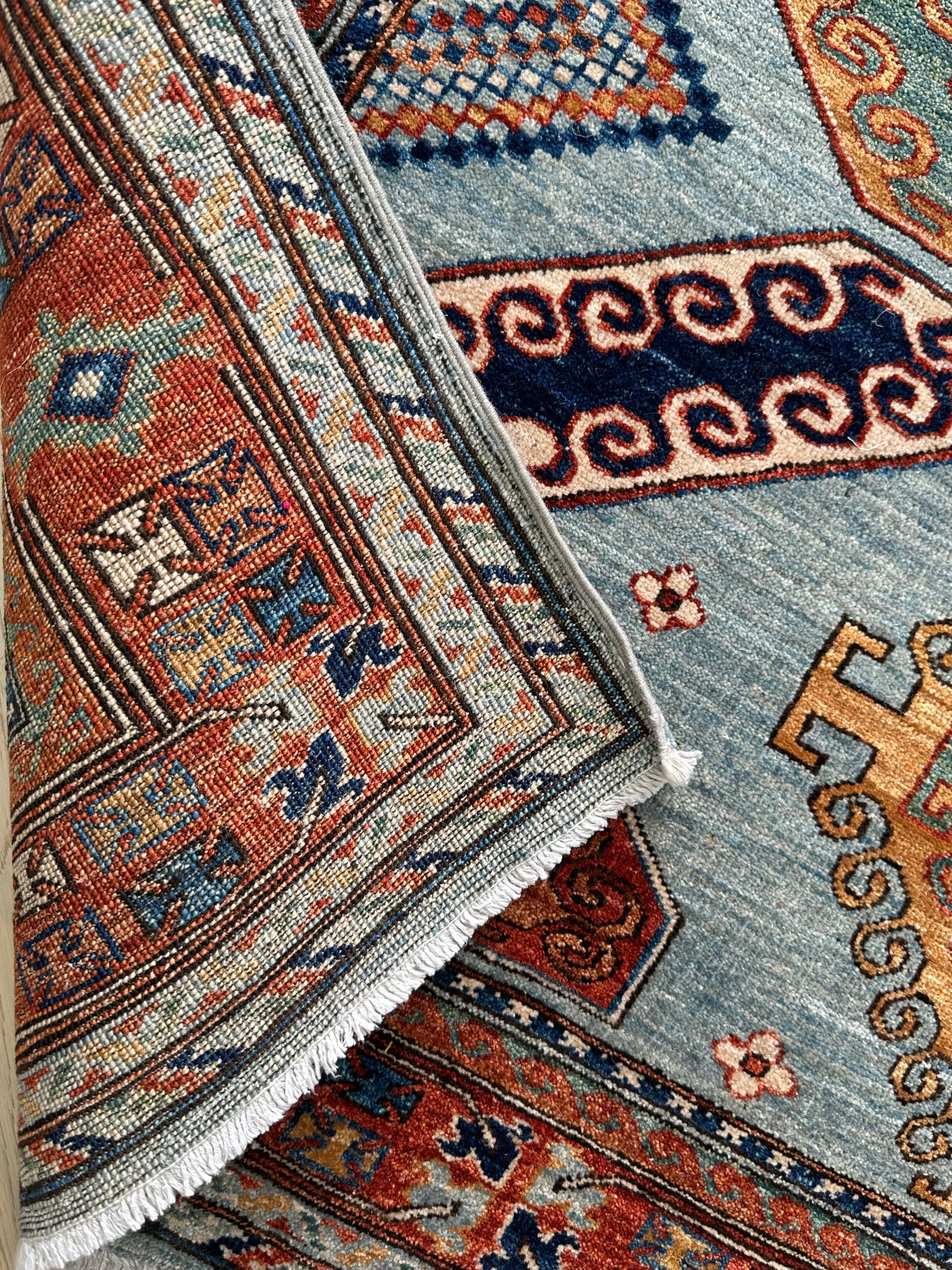 Afghan handmade rug,Chobi. Size: 192x158 cm