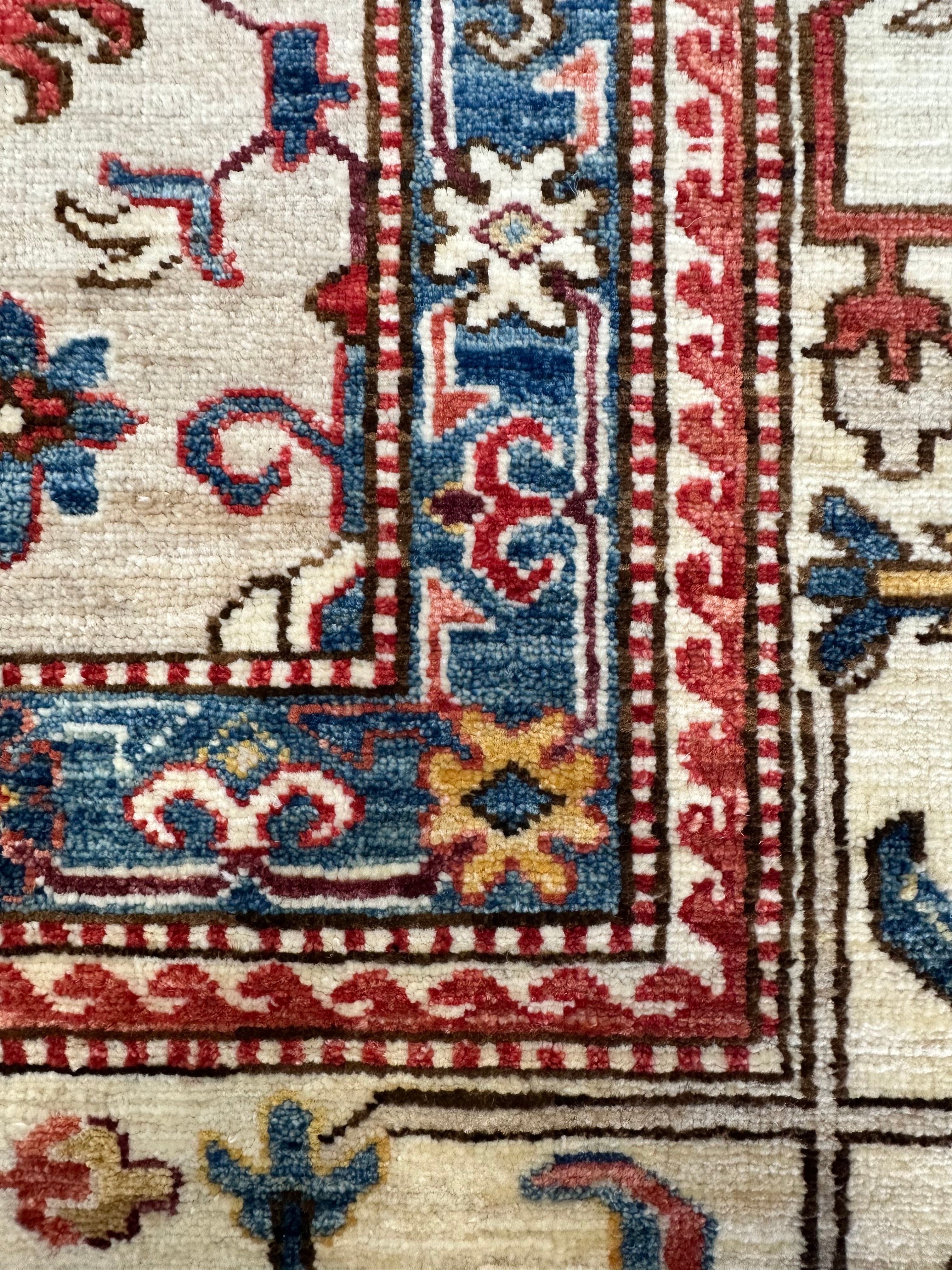 Afghan handmade rug,Chobi. Size:367x268cm