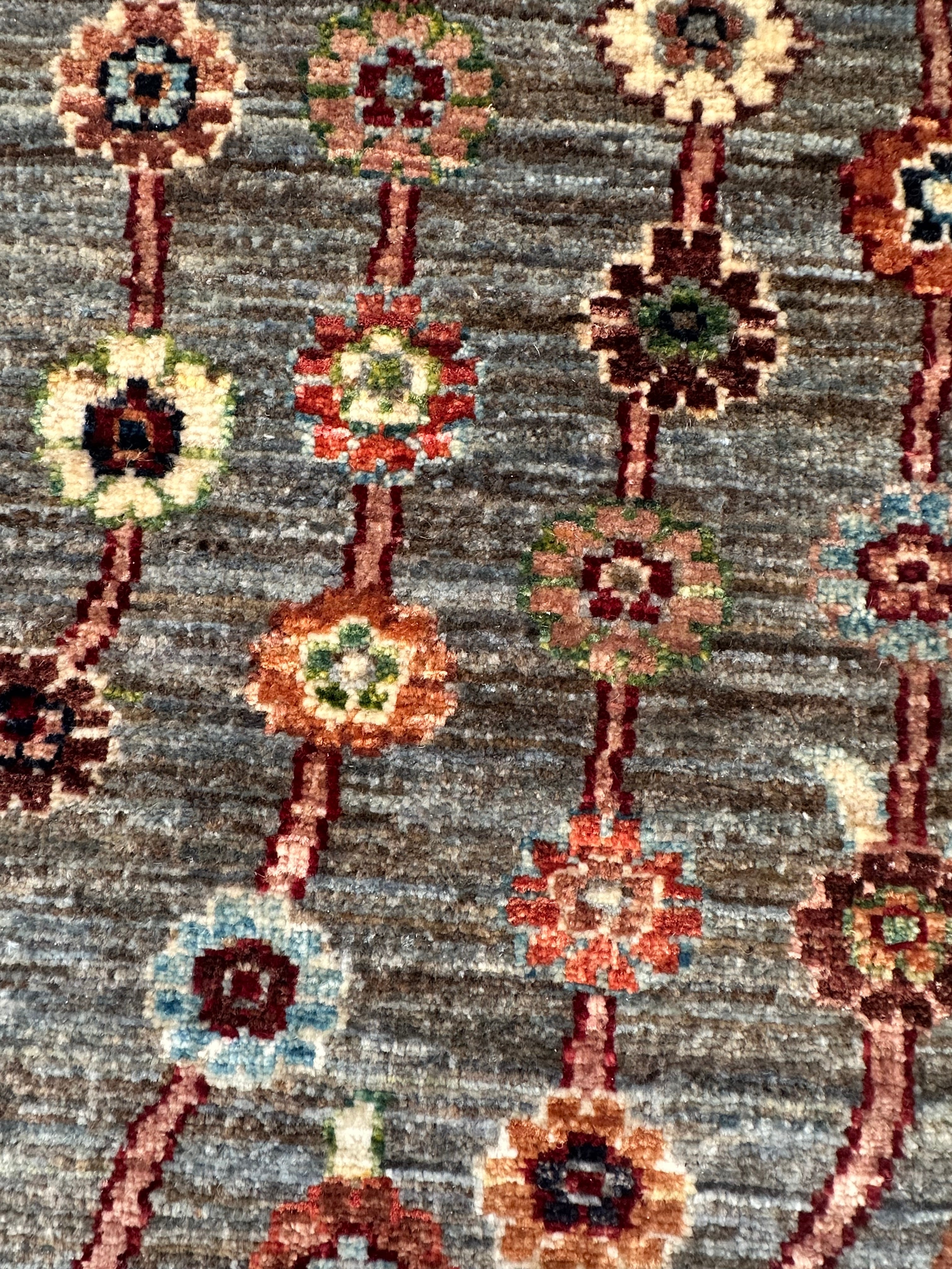 Afghan handmade rug,Chobi. Size:331x249cmk