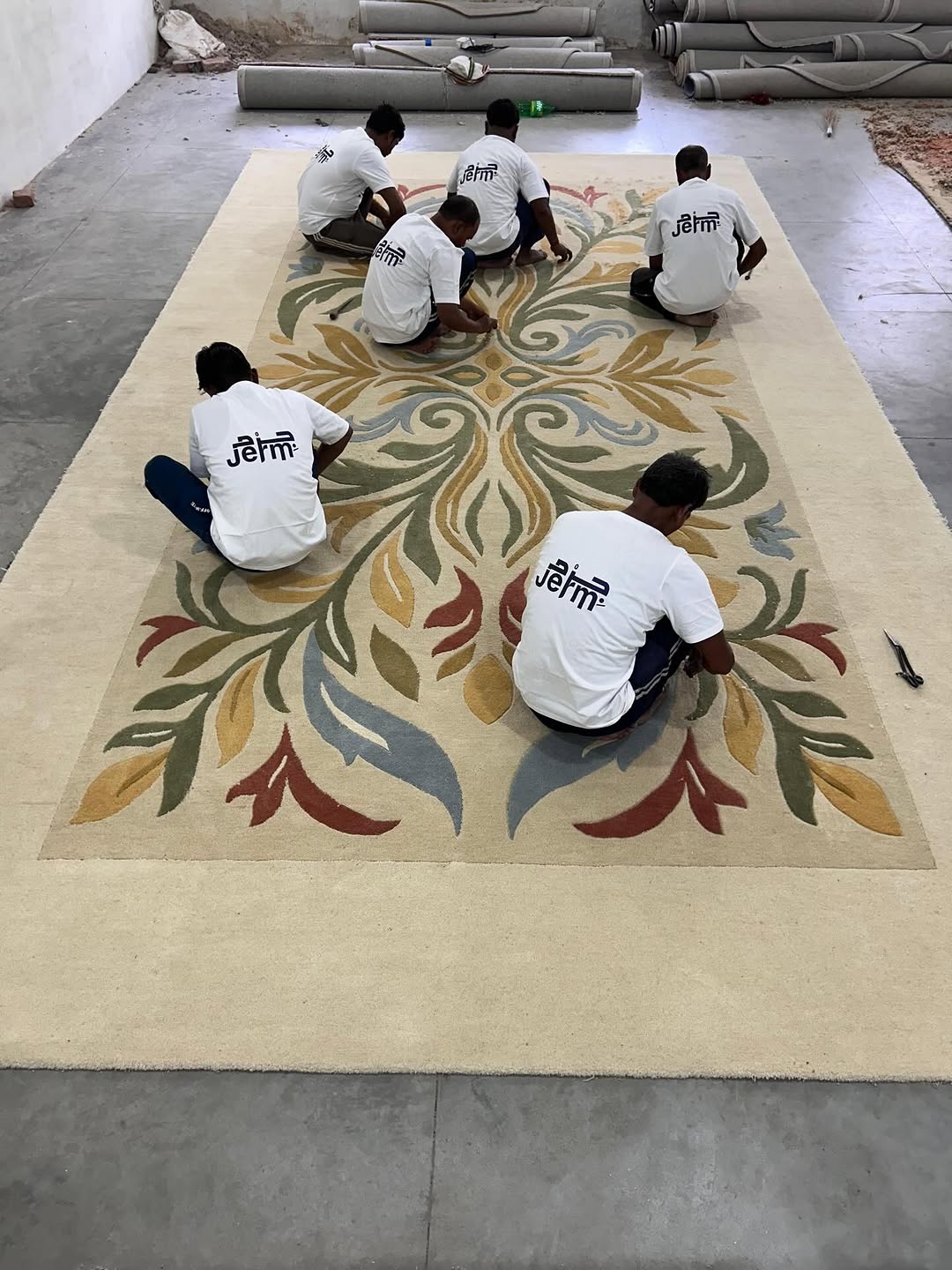 Handtufted Rug 052