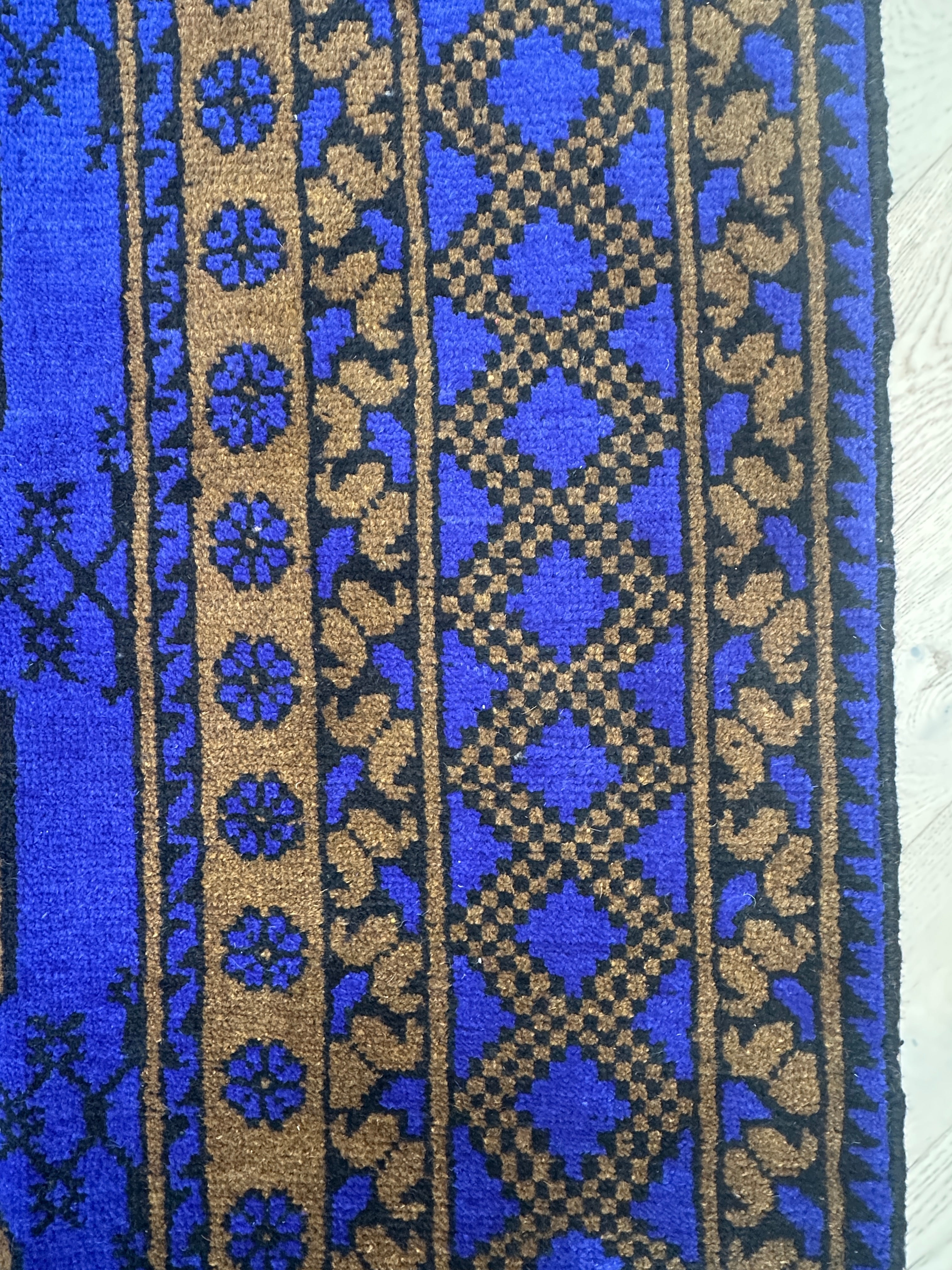 Afghan handmade rug,Chobi. Size: 278x203 cm