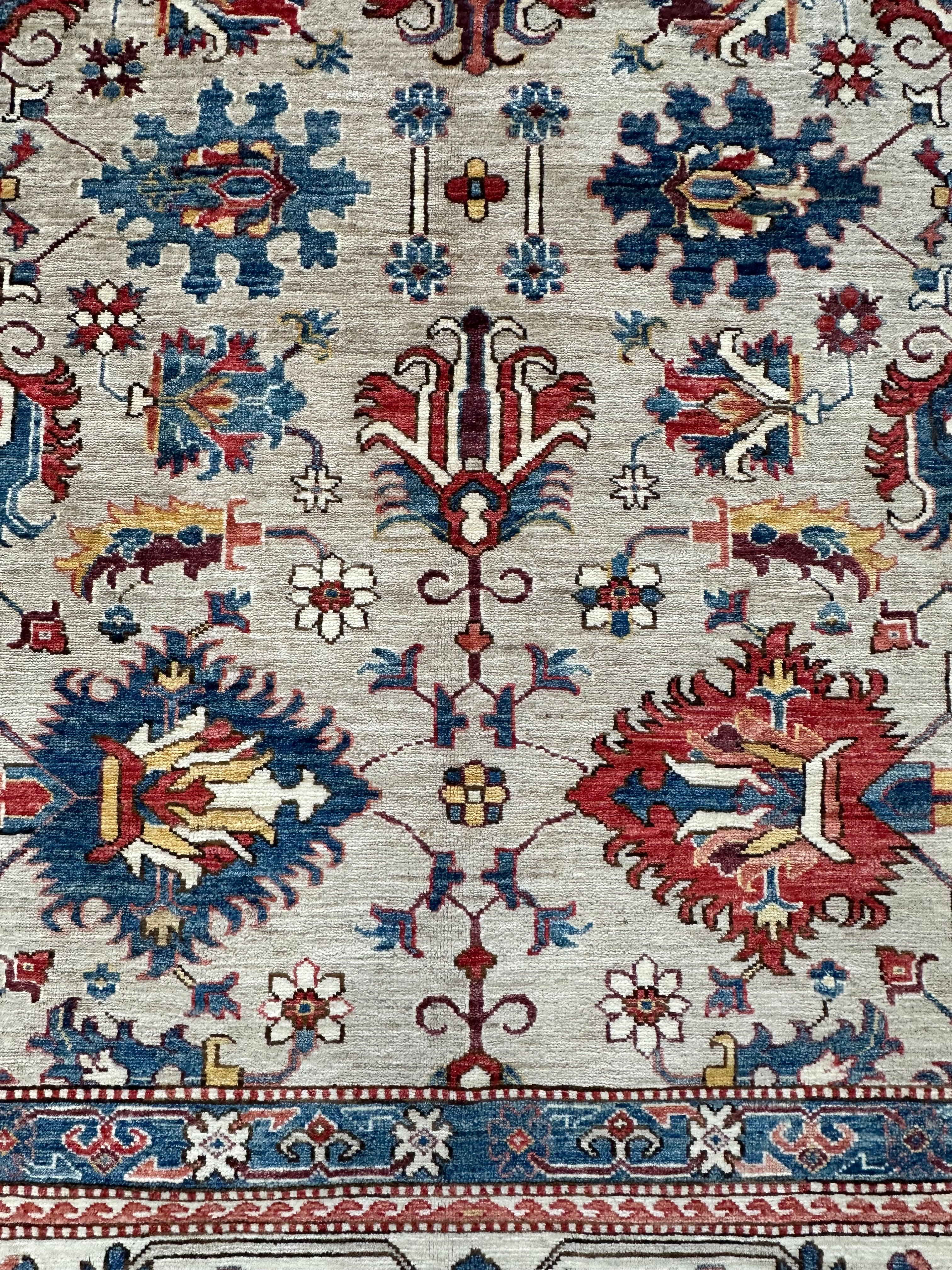 Afghan handmade rug,Chobi. Size:367x268cm