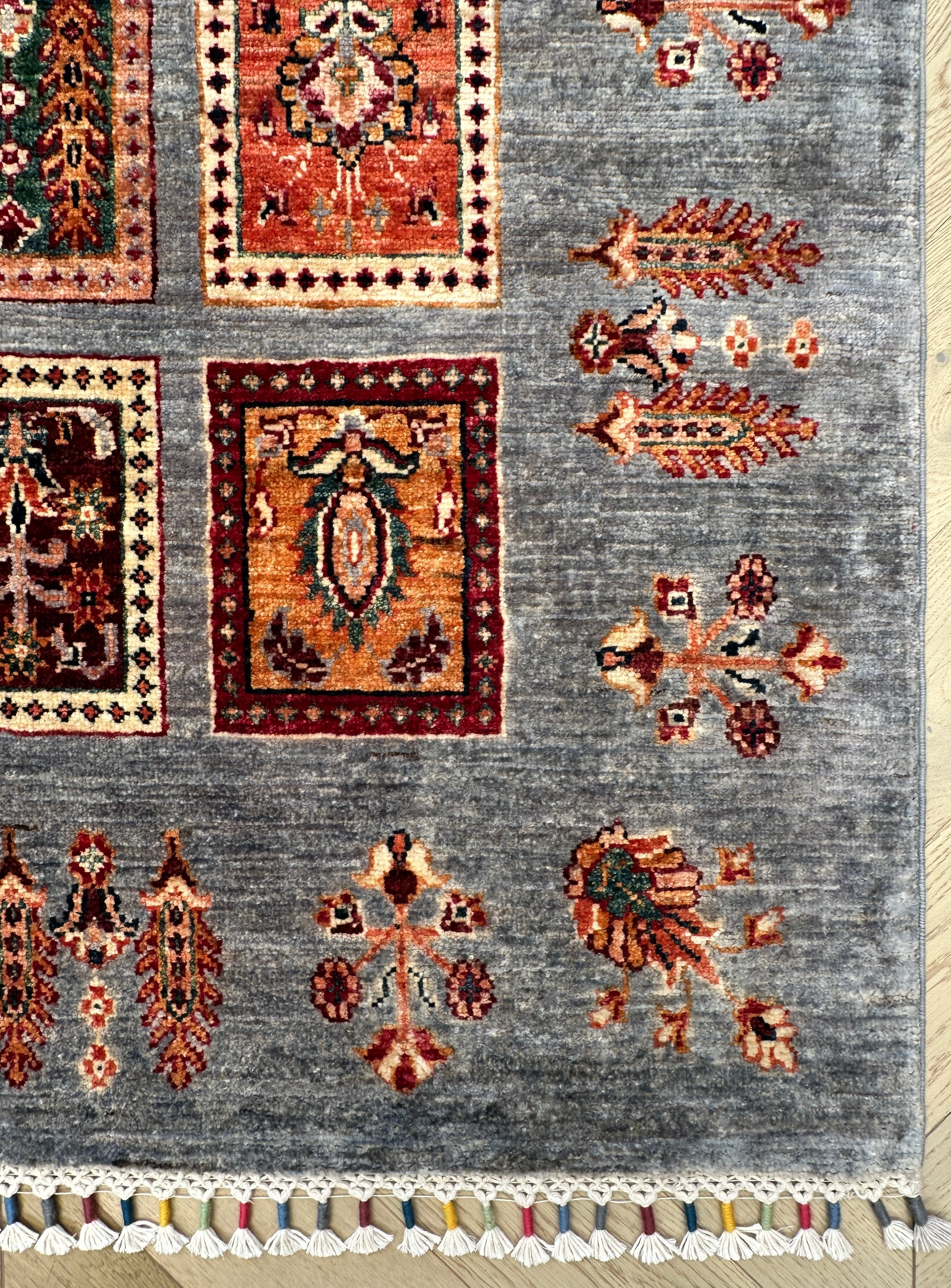 Afghan handmade rug,Chobi. Size: 260x169 cm