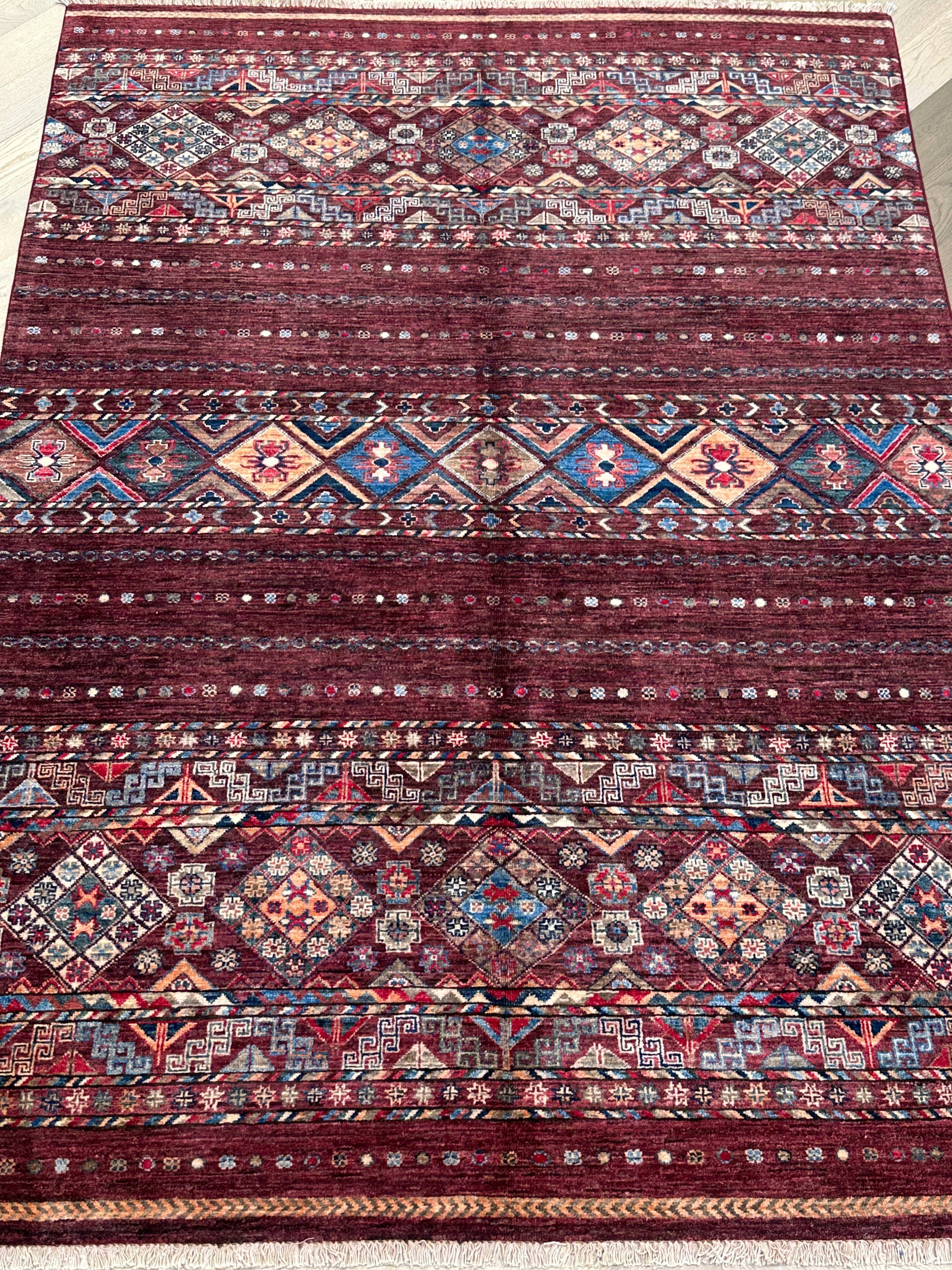 Afghan handmade rug,Chobi. Size: 237x167 cm