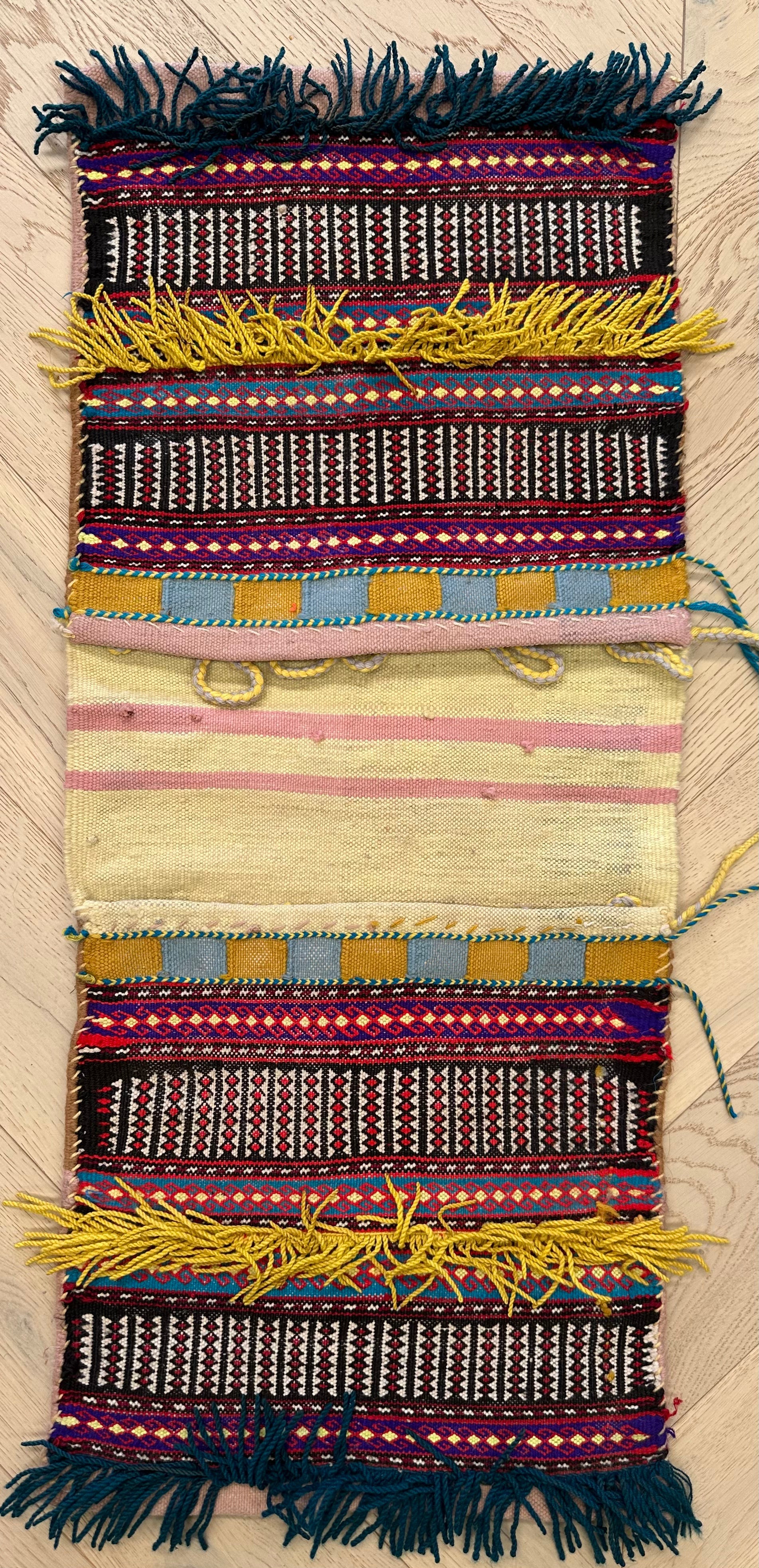 Afghan Handmade — 0.80 x 0.33