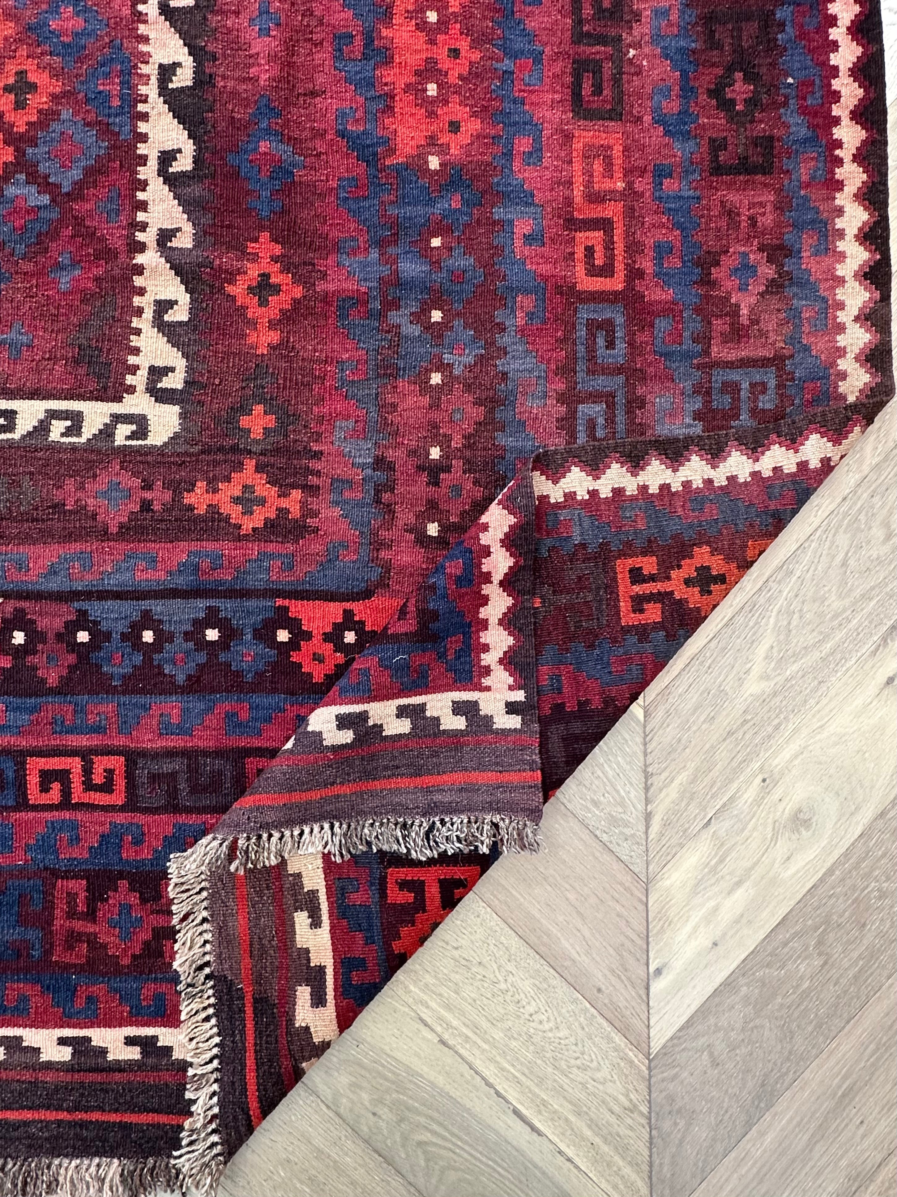 Kilim — 4.96 x 2.47