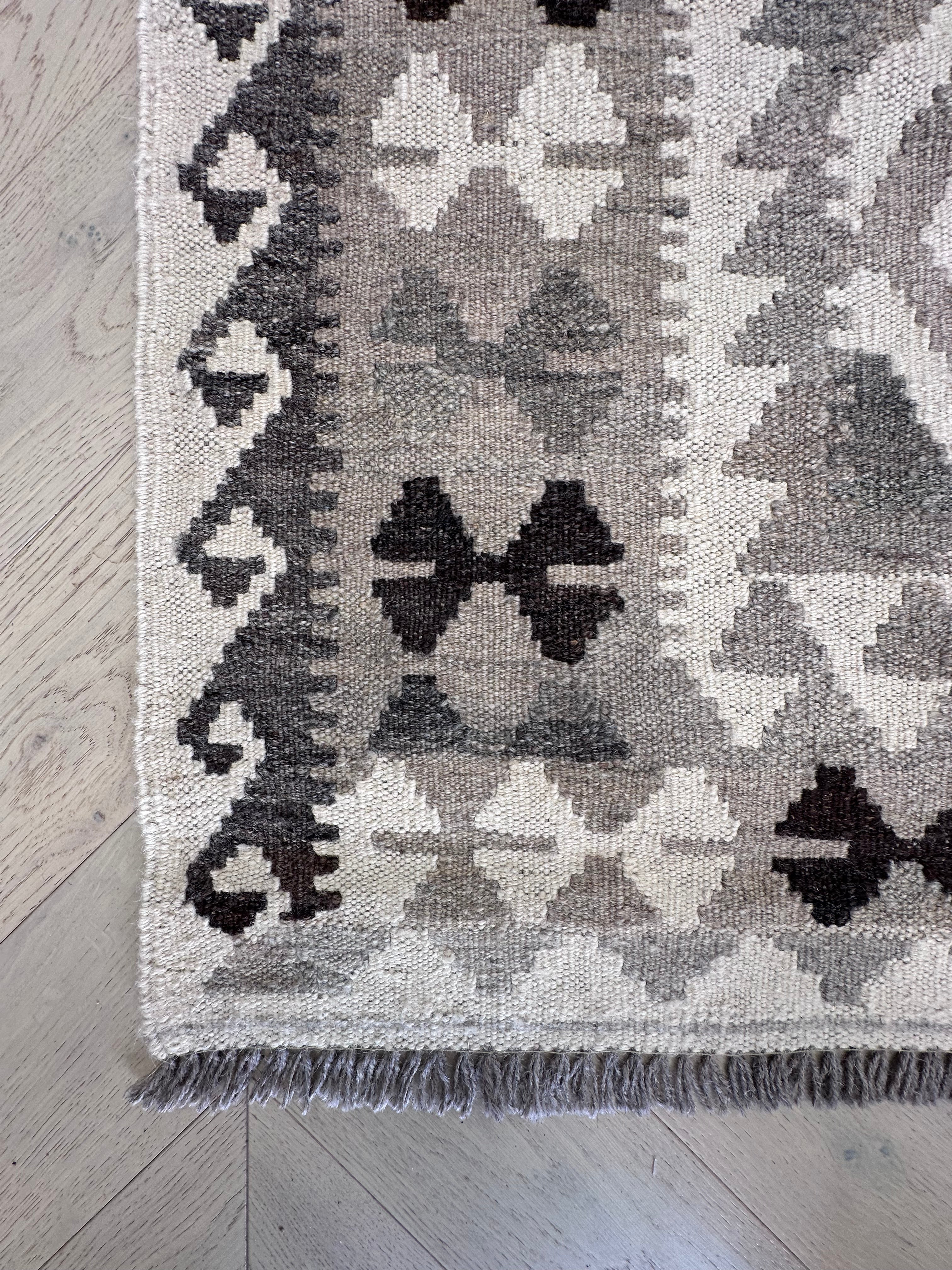 Chobi Afghan Handmade — 2.52 x 1.92