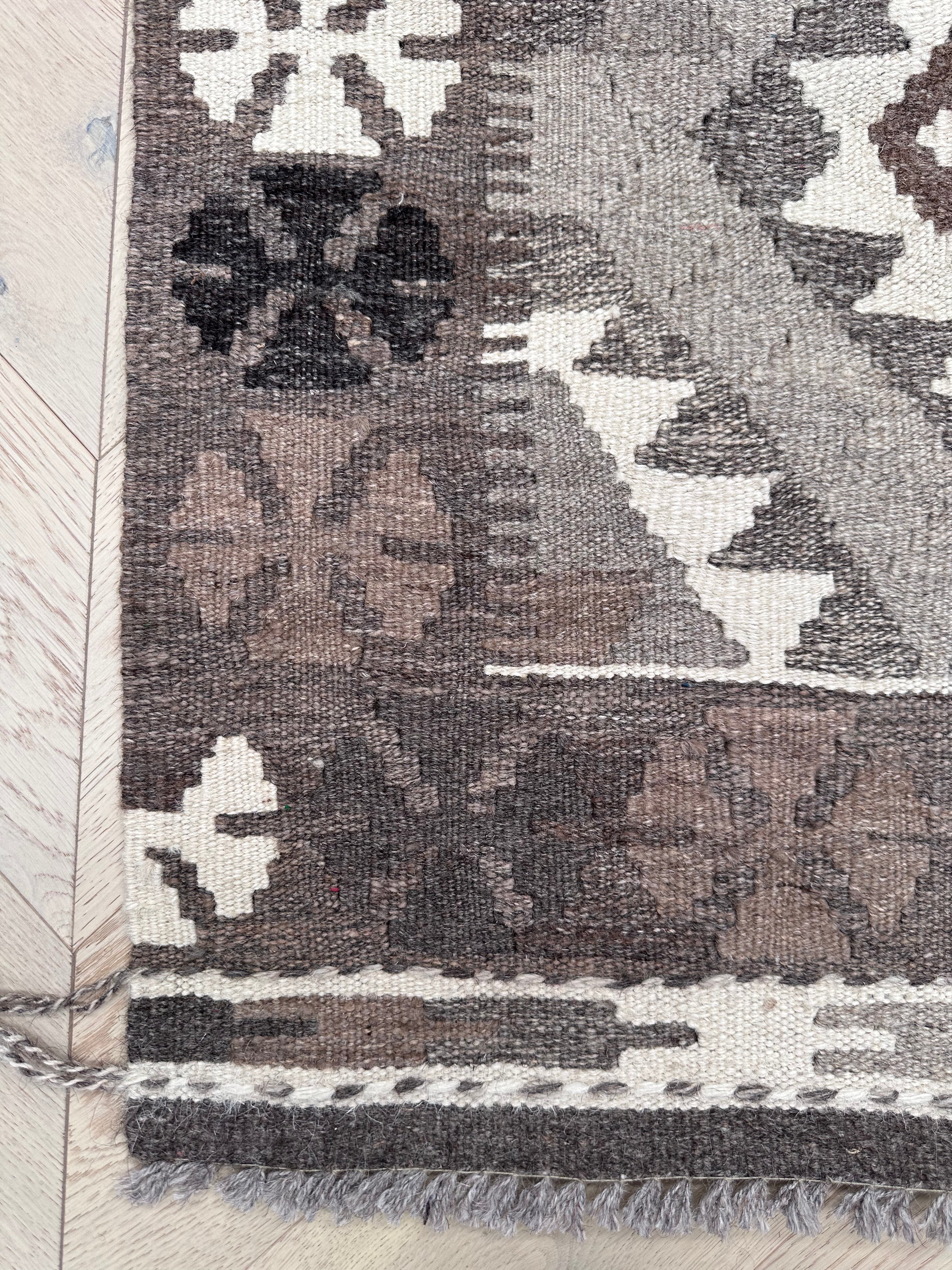Chobi Afghan Handmade — 1.26 x 0.82