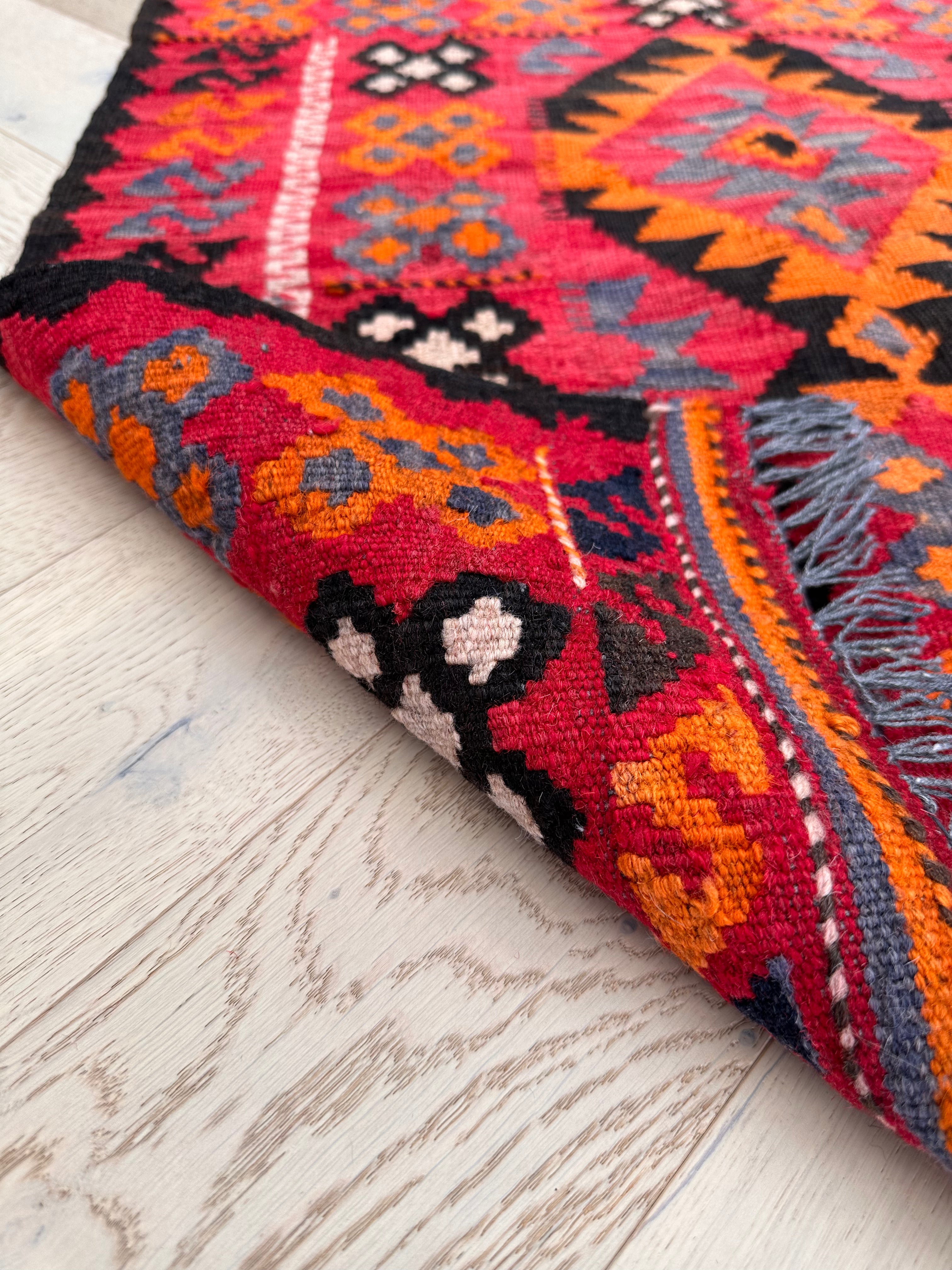 Chobi Afghan Handmade — 0.95 x 0.73