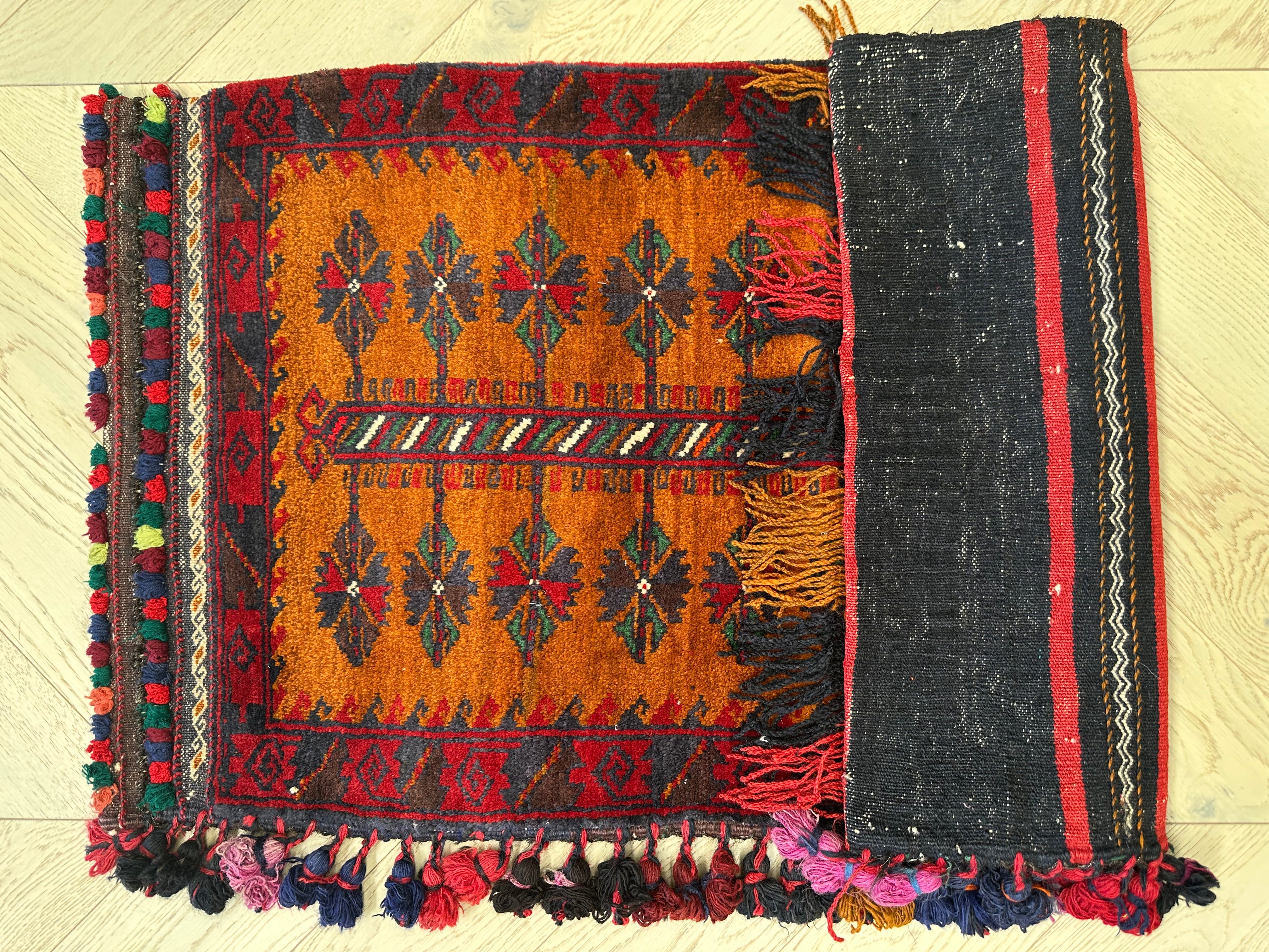 Afghan Handmade — 1.00 x 0.56