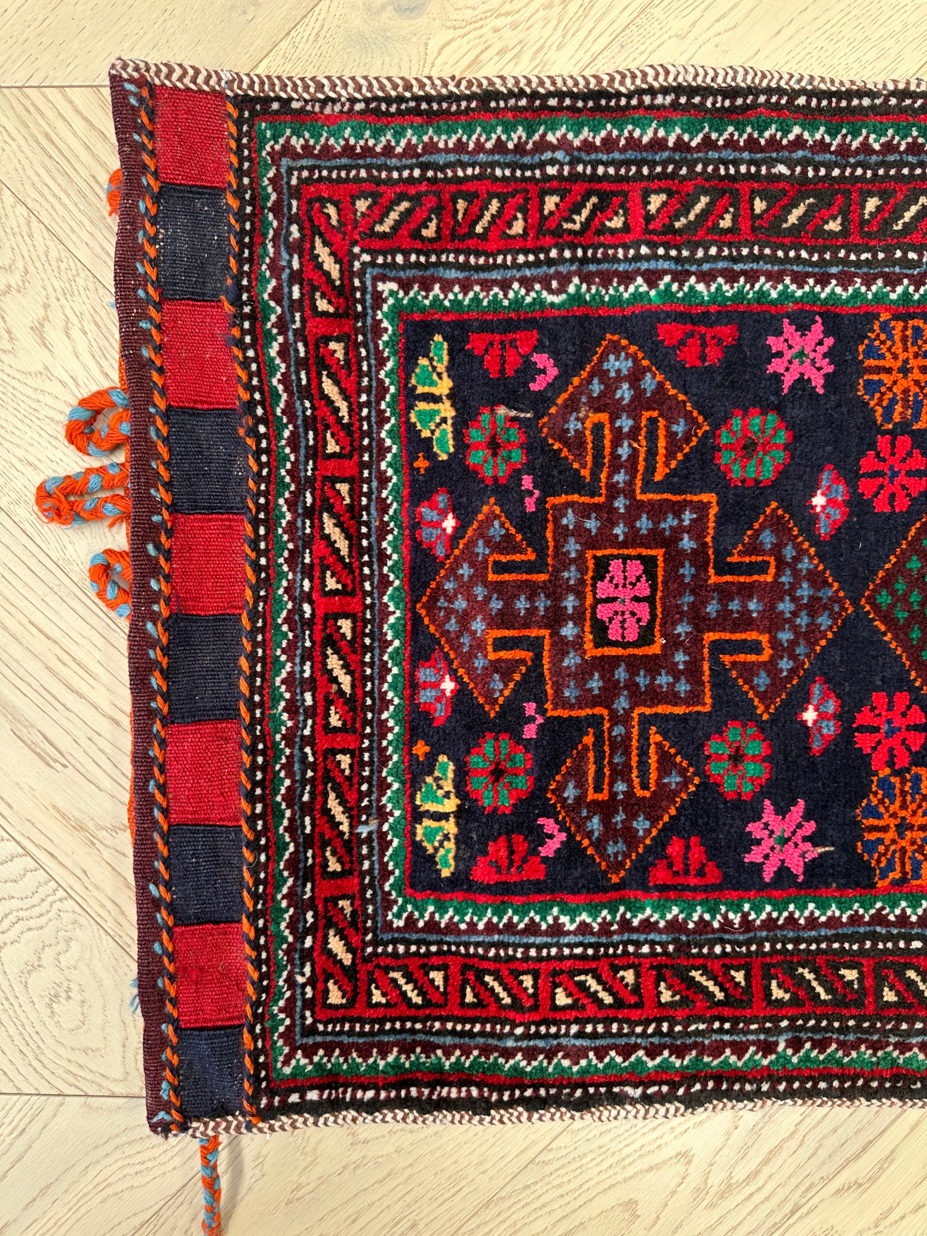 Afghan Handmade — 1.00 x 0.55