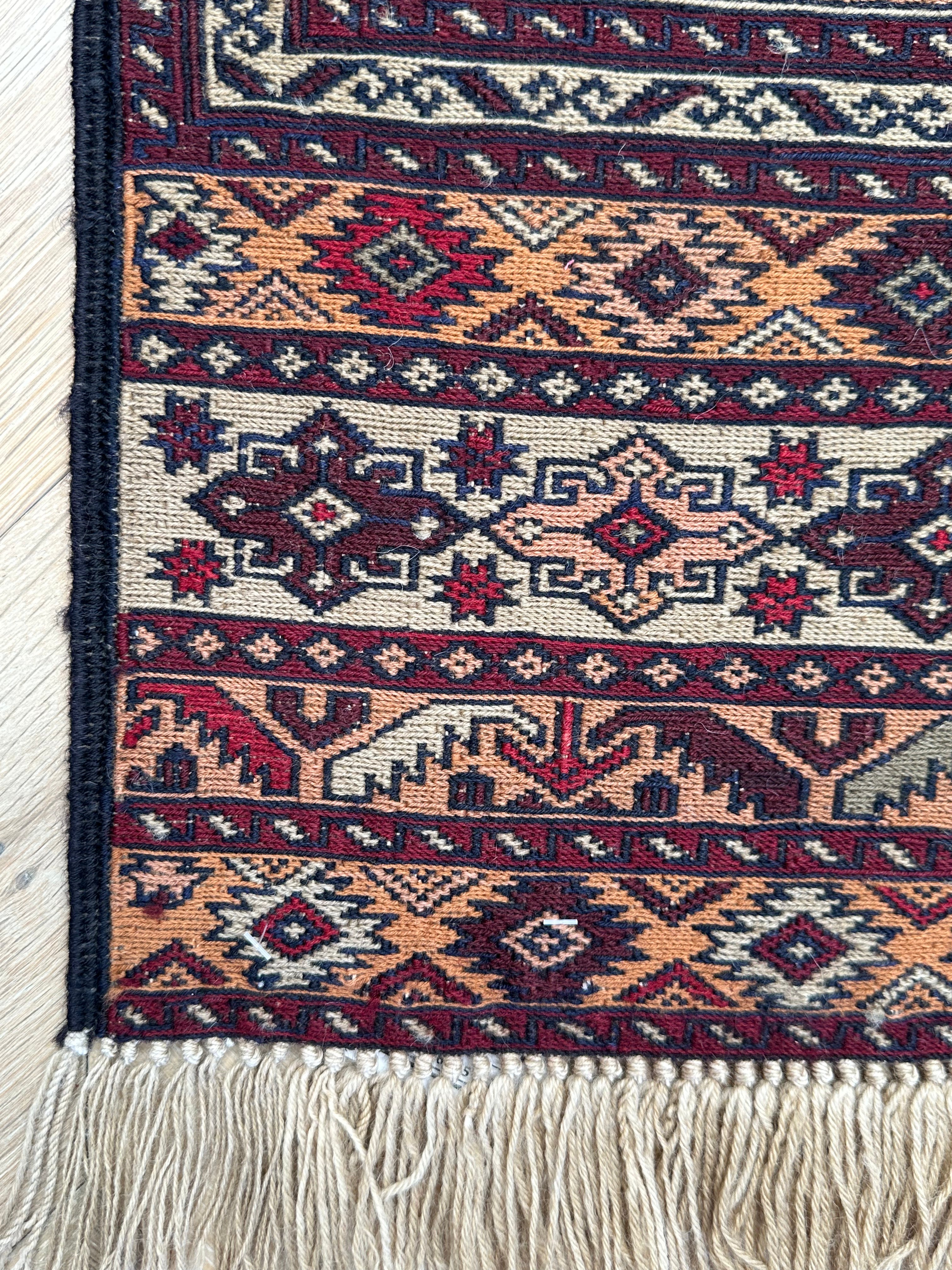 Yellow Handmade Herati Sumak Rug | — 1.88 x 1.29