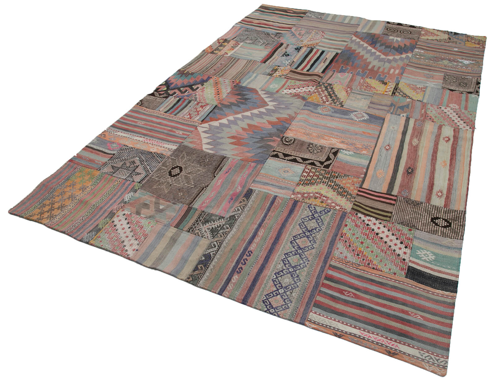 Kilim — 2.03 x 3.02