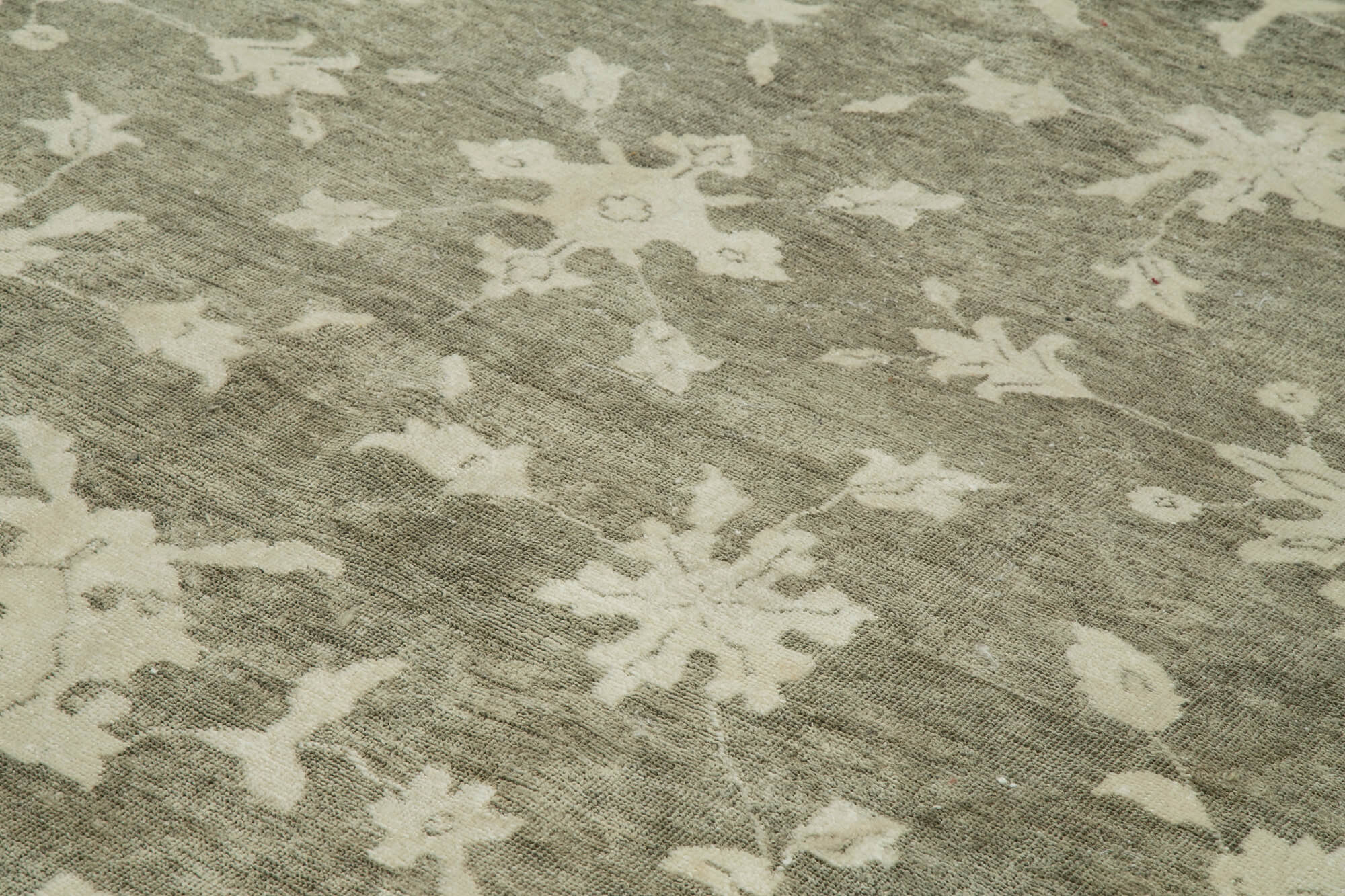 Pearl Oushak — 2.85 x 4.04