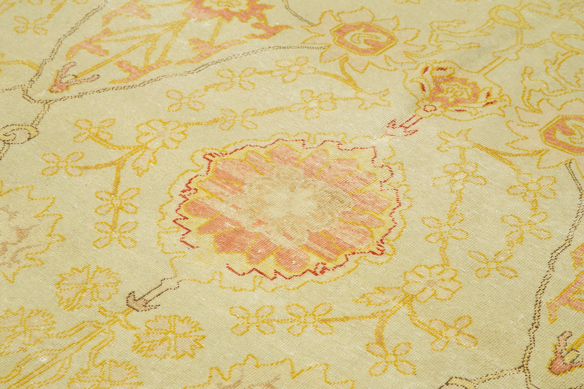Ivory Oushak — 2.40 x 3.06