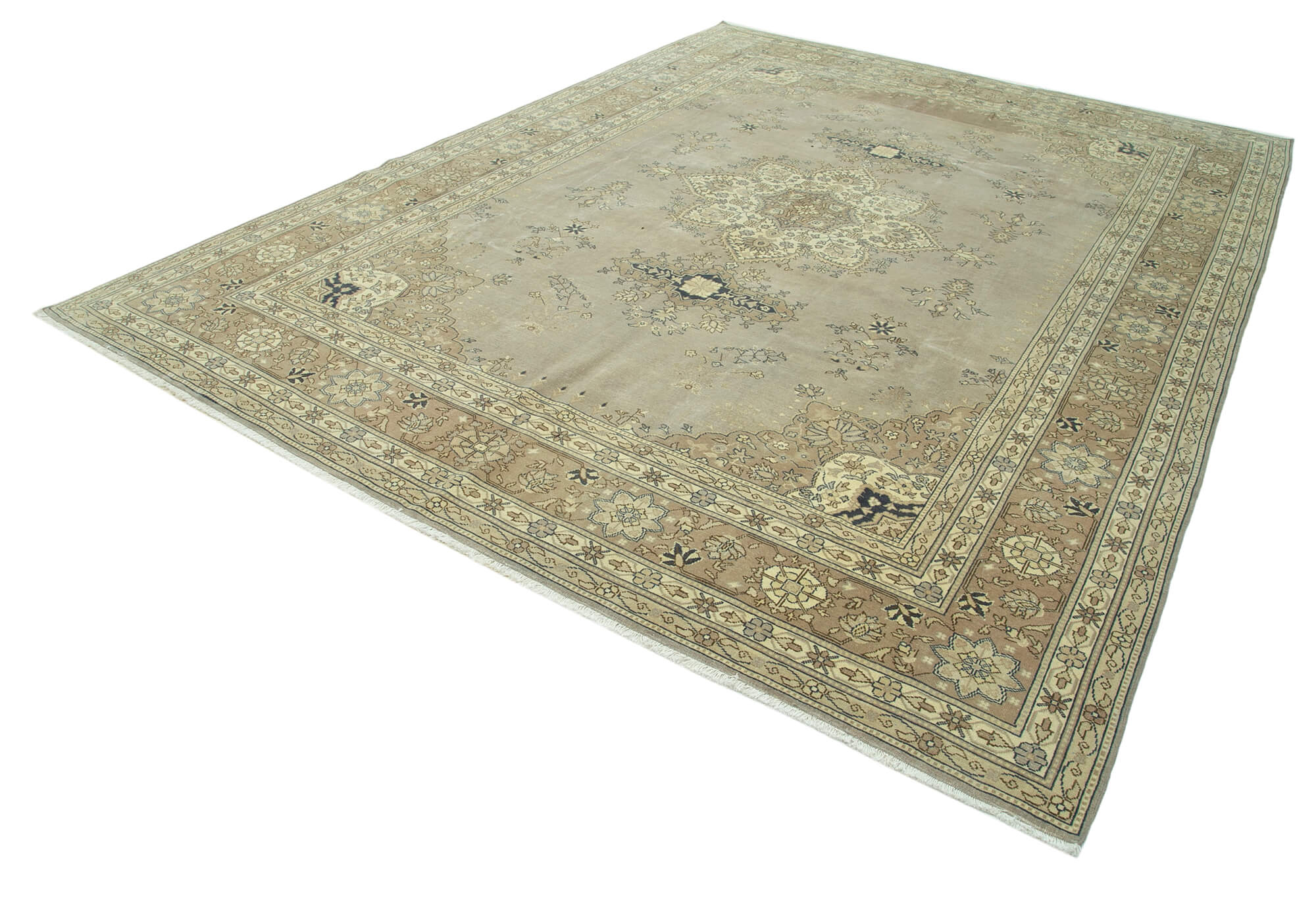 Alabaster Persian — 2.74 x 3.68