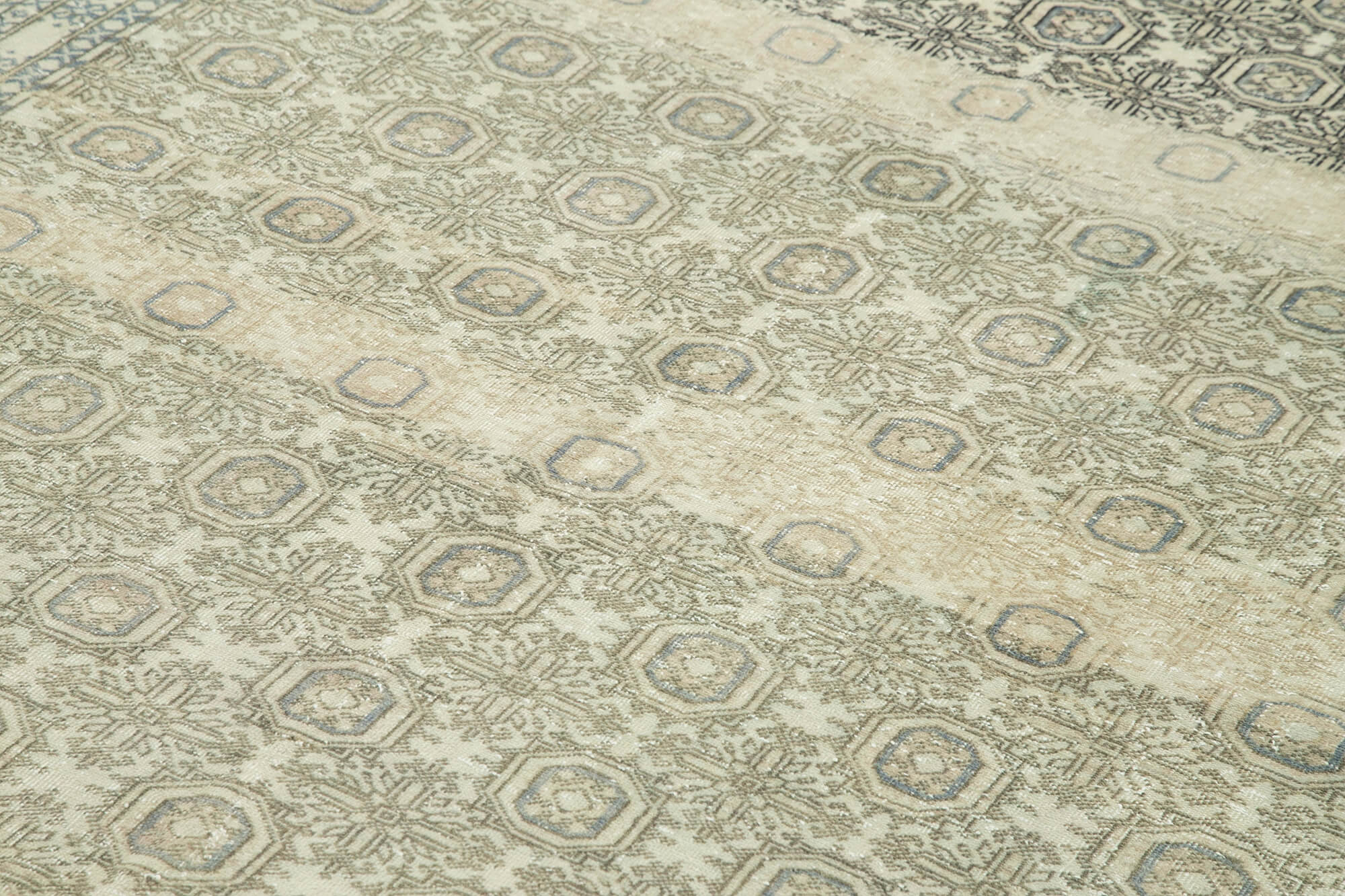 Bisque Kayseri — 1.95 x 2.90
