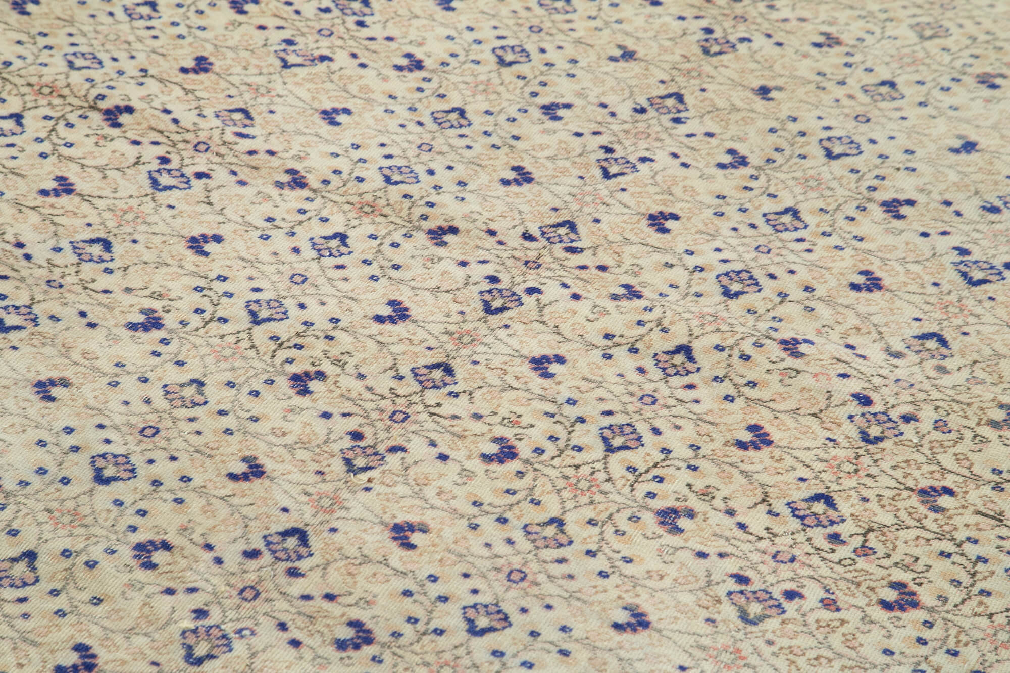 Parchment Kayseri — 1.90 x 2.64