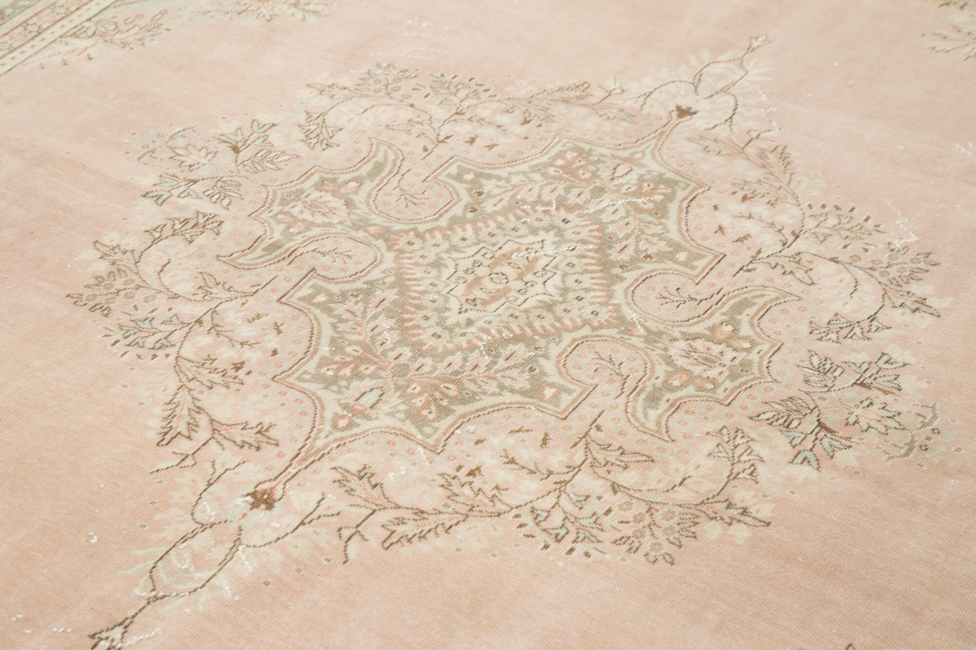 Alabaster Kayseri — 2.07 x 3.05