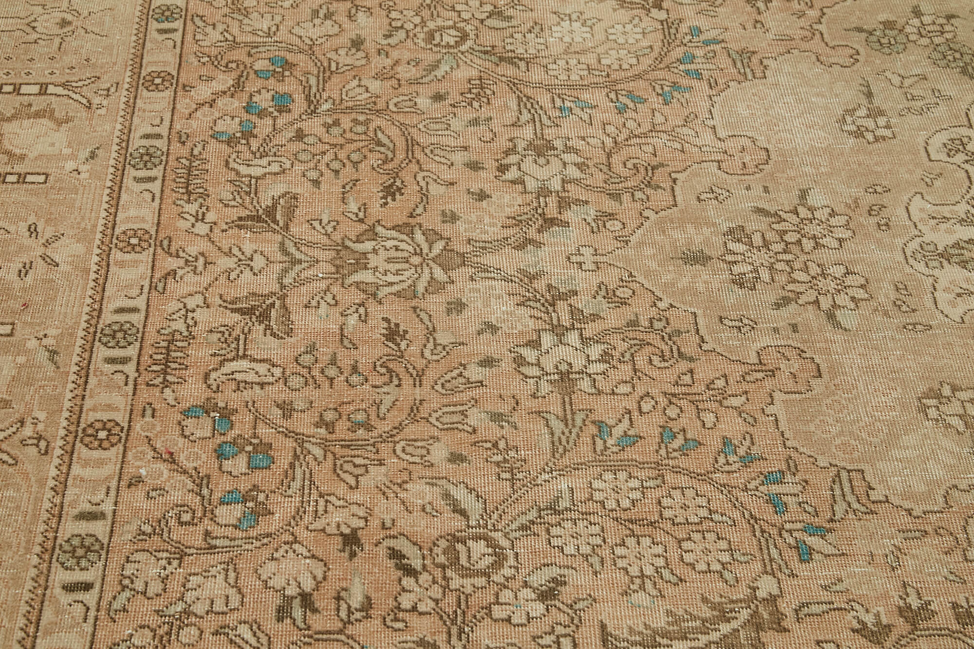Persian Handmade — 2.88 x 3.75