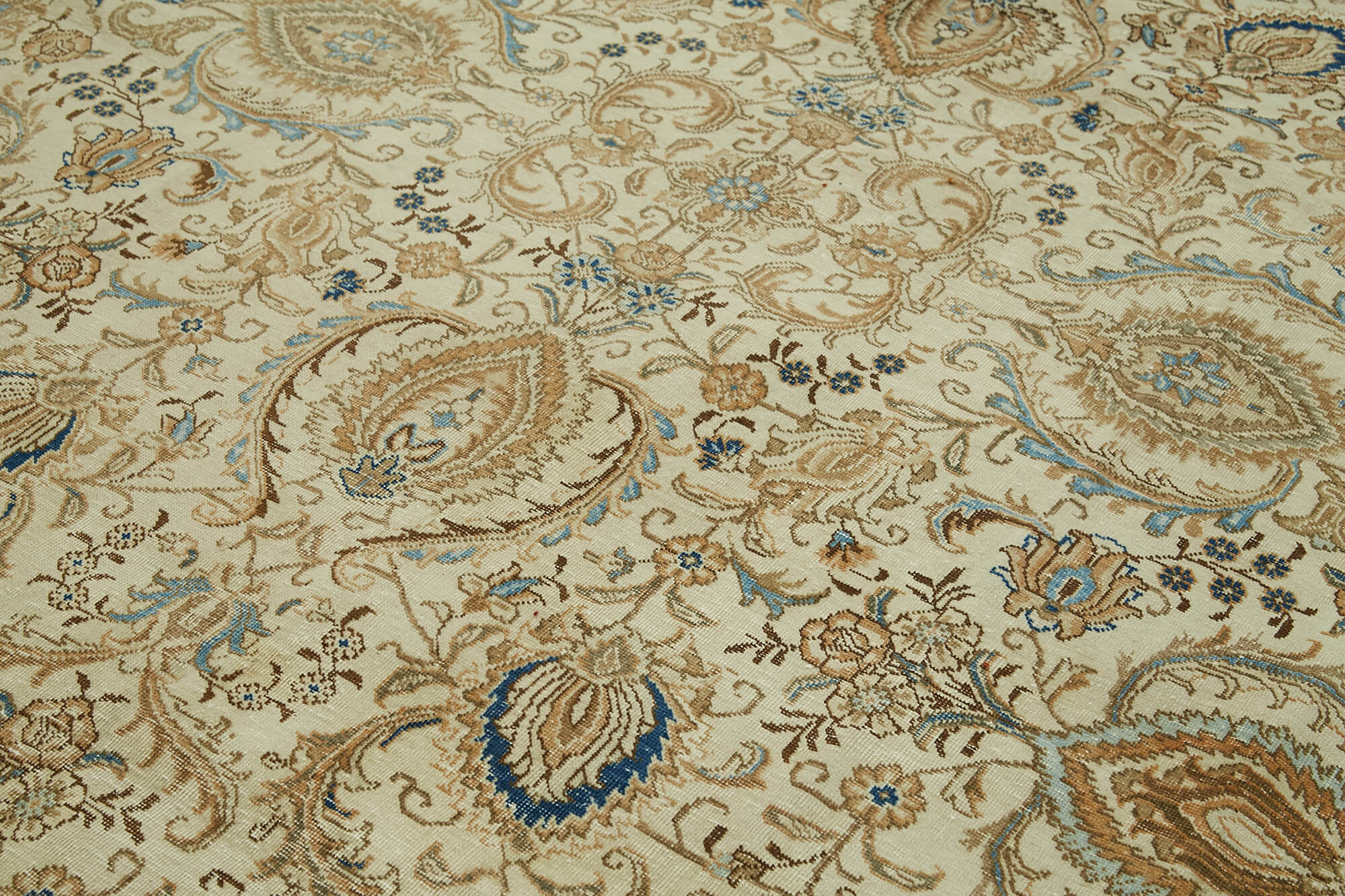 Persian Handmade — 2.90 x 3.78