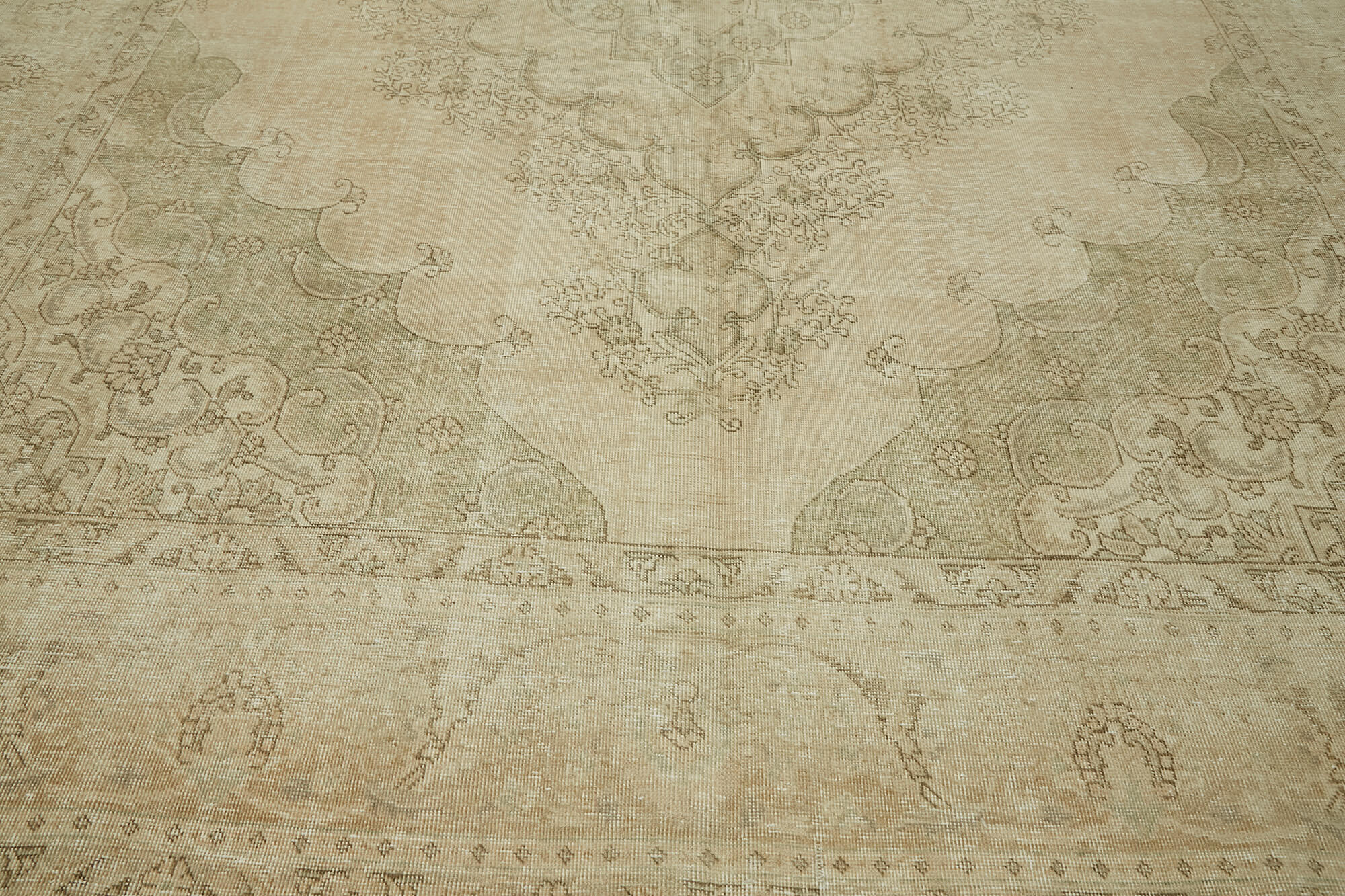 Persian Handmade — 2.93 x 3.80