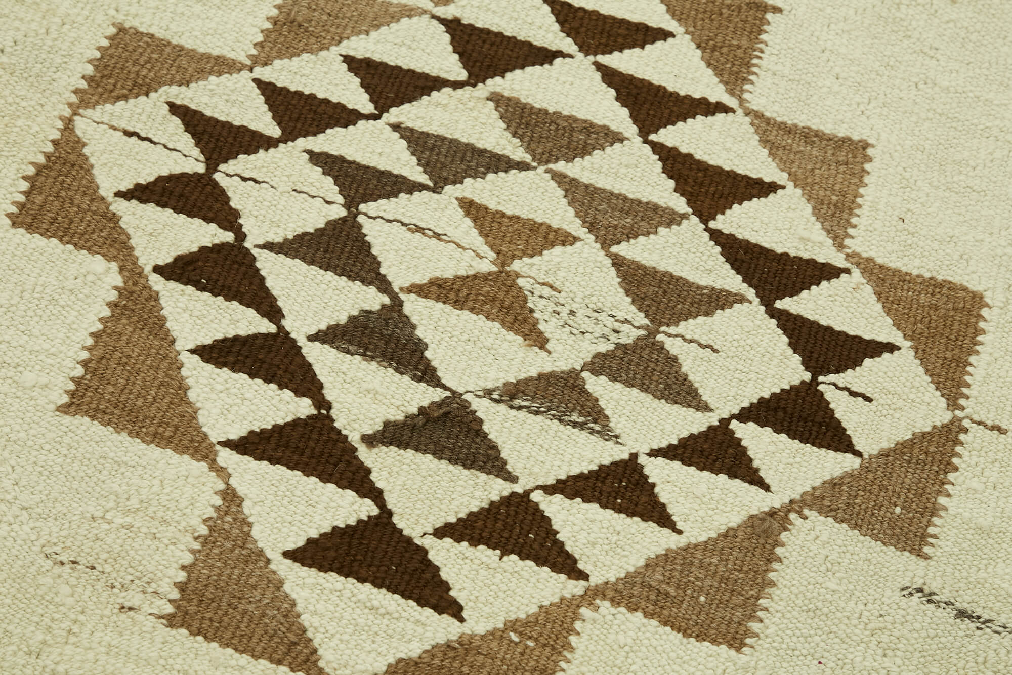 Runner — 0.85 x 3.38