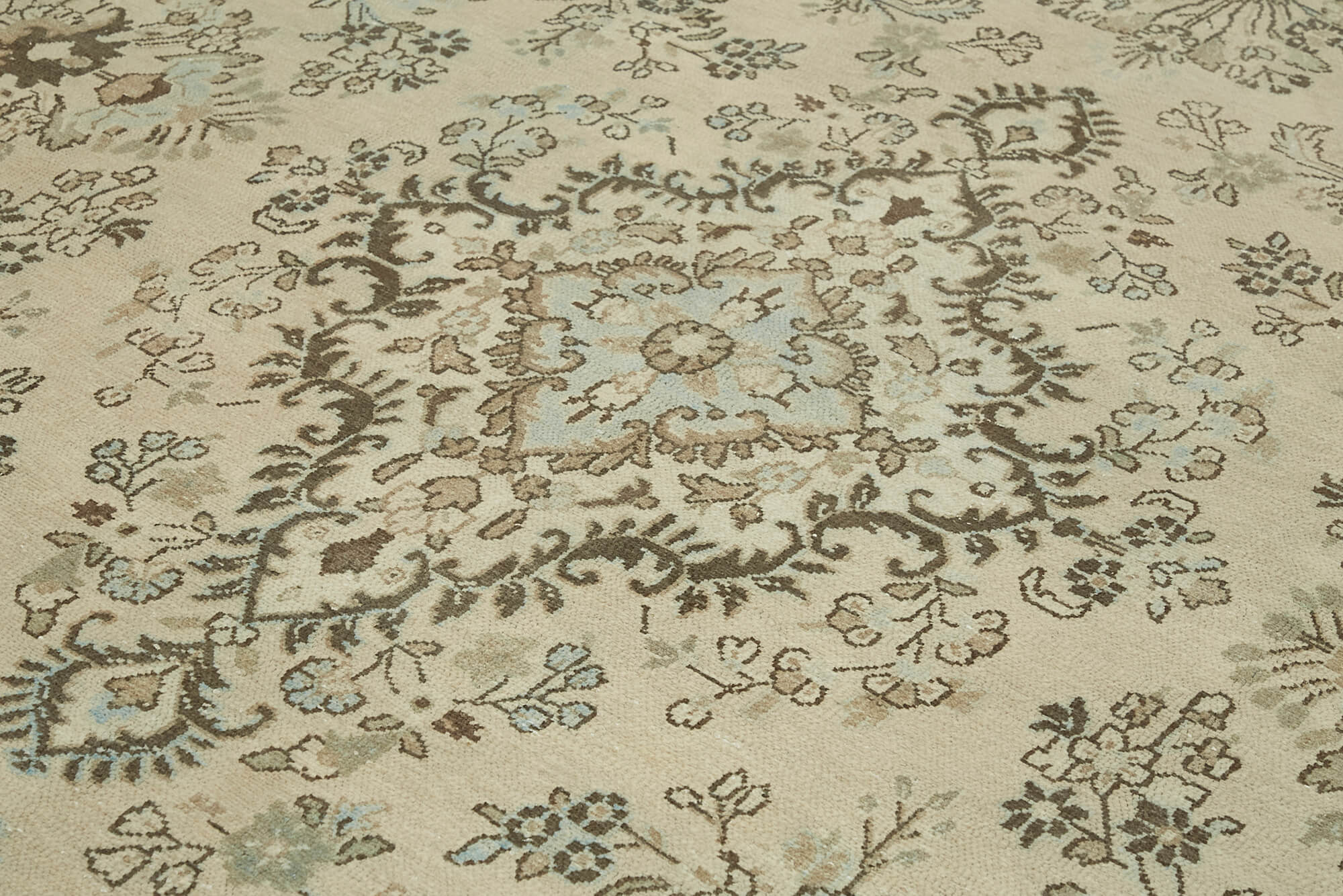 Persian Handmade — 2.97 x 4.03