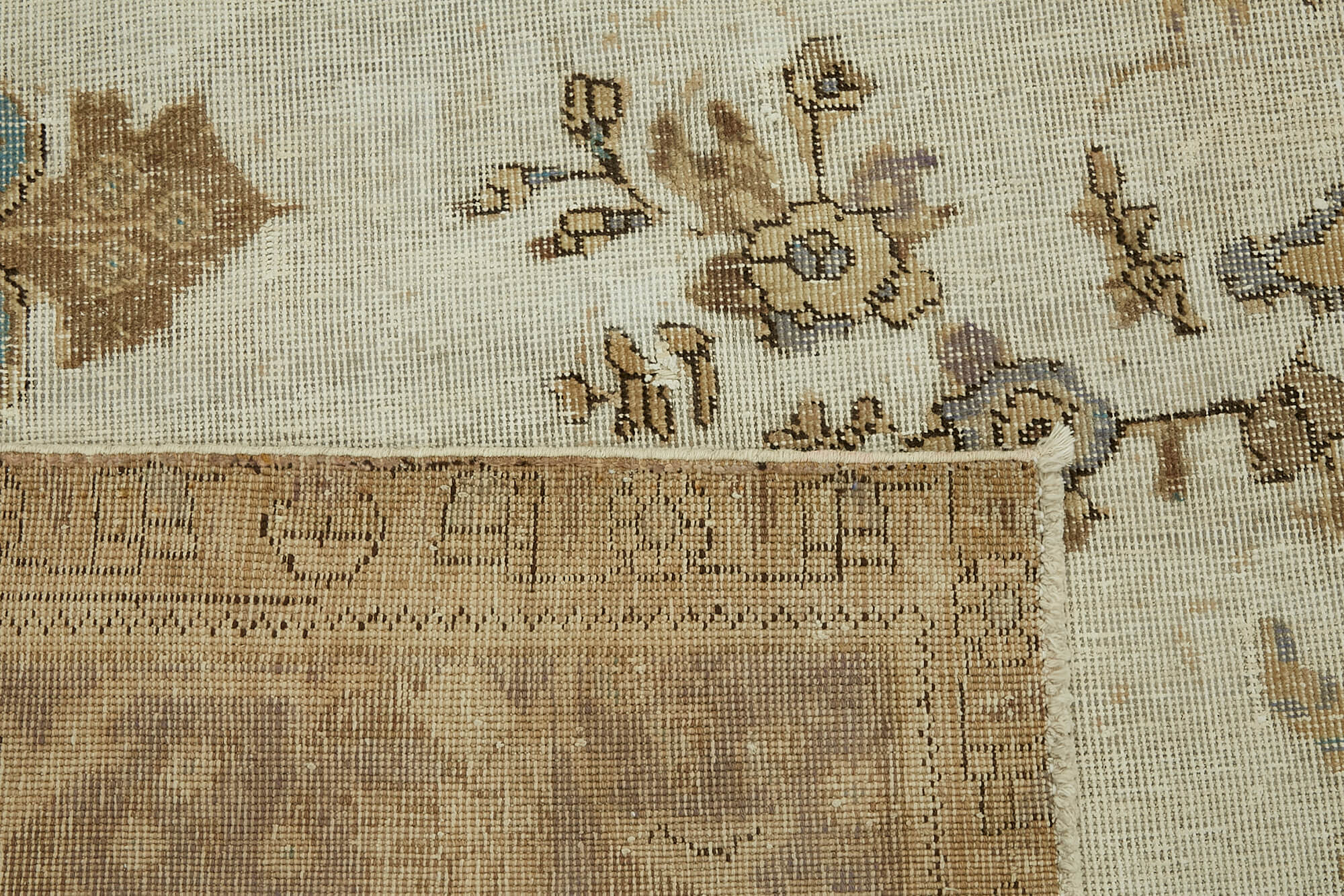 Parchment Persian — 3.04 x 3.77