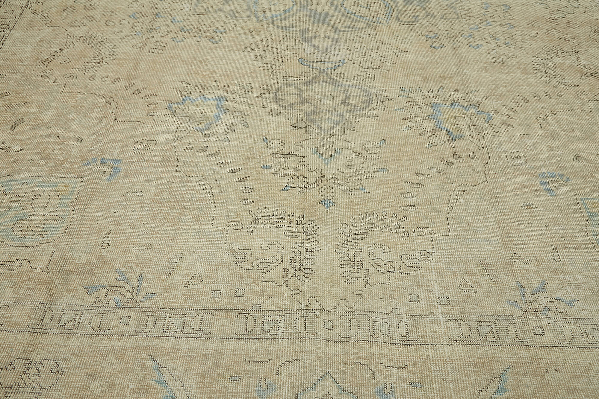 Persian Handmade — 3.00 x 3.98