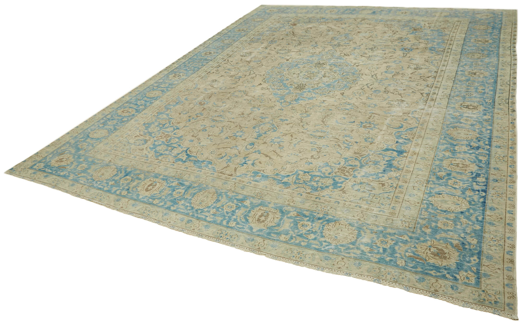 Ivory Persian — 3.14 x 3.87