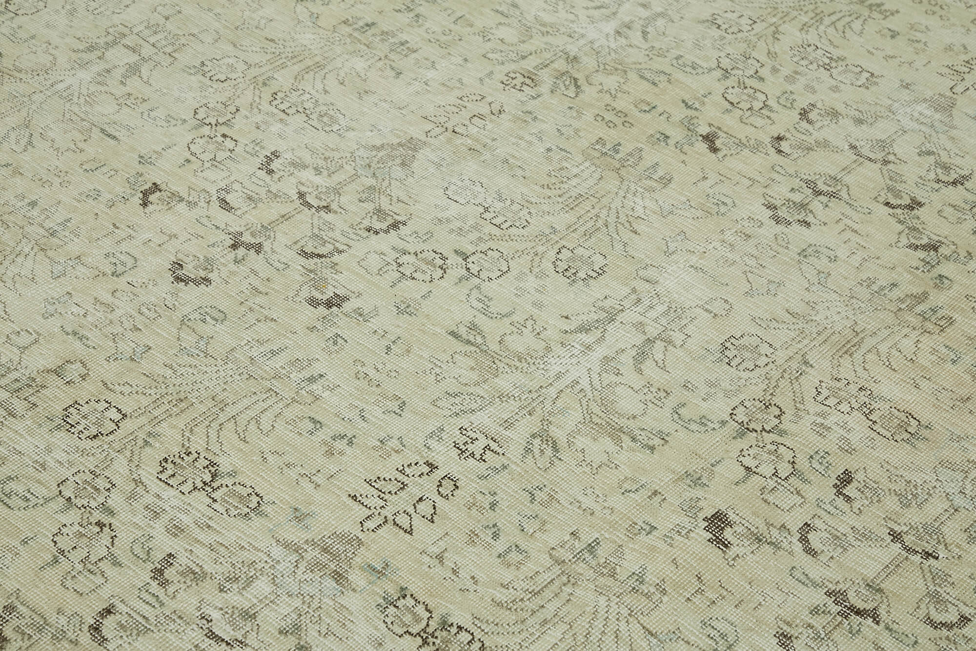 Persian Handmade — 2.85 x 3.55
