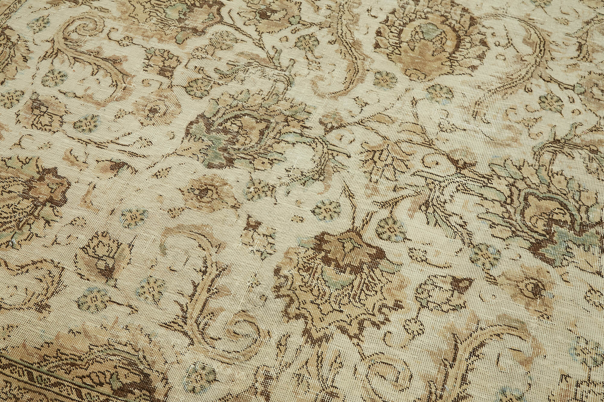 Persian Handmade — 2.88 x 3.61