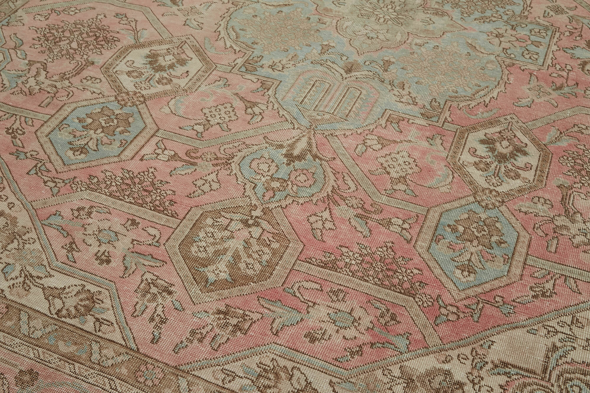 Persian Handmade — 2.84 x 3.84