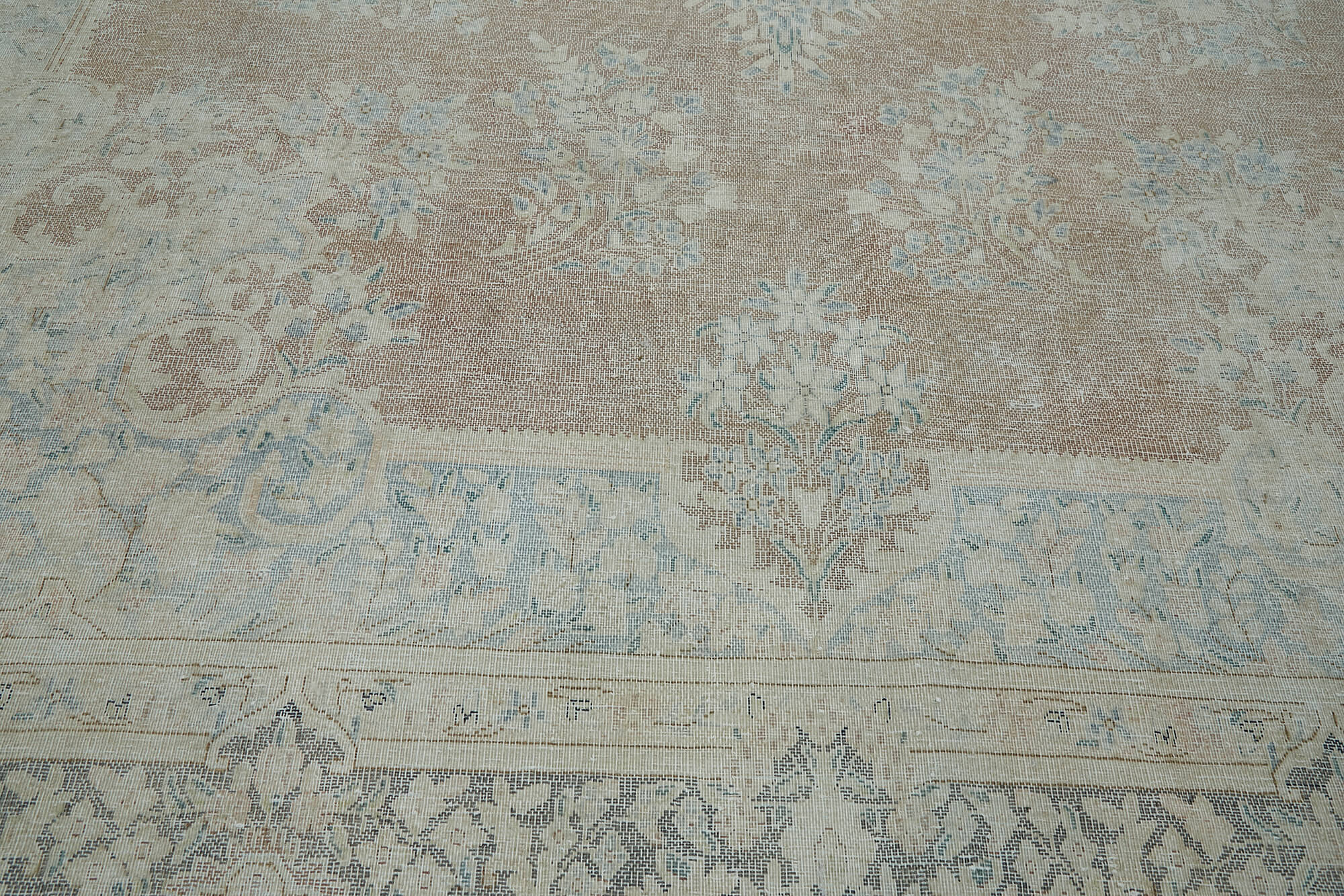 Beige Persian Handmade — 2.98 x 3.98