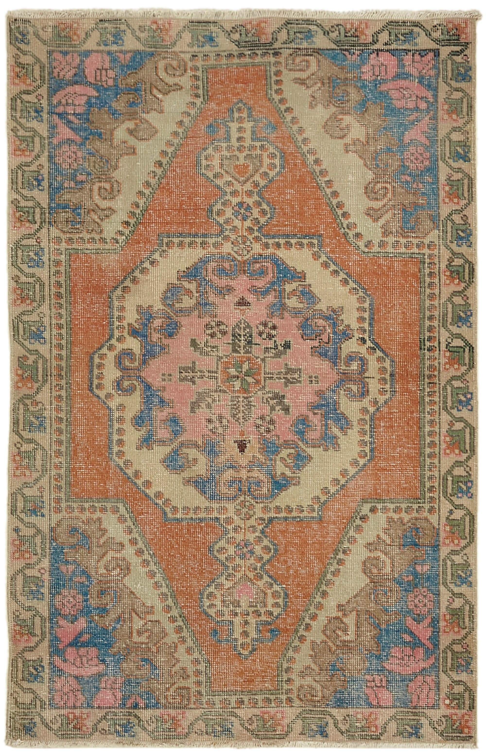 Beige Turkish Vintage — 1.34 x 2.09