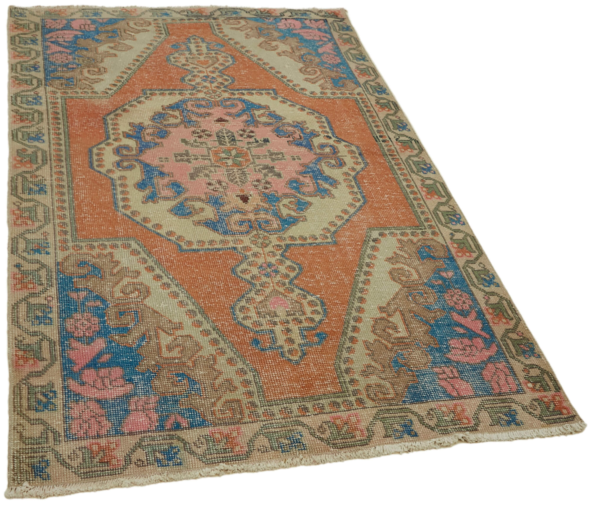 Beige Turkish Vintage — 1.34 x 2.09