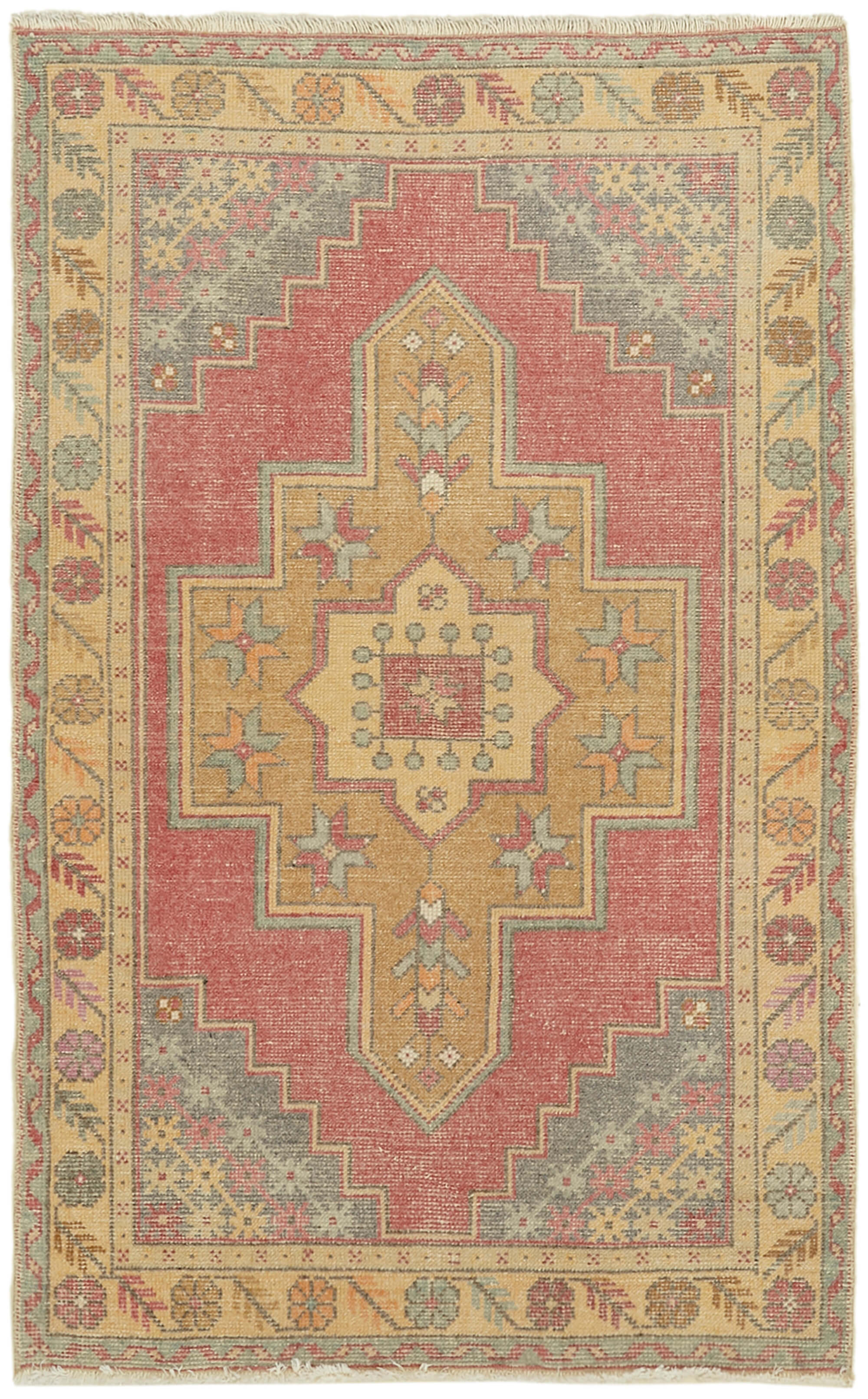 Beige Turkish Vintage — 1.07 x 1.69
