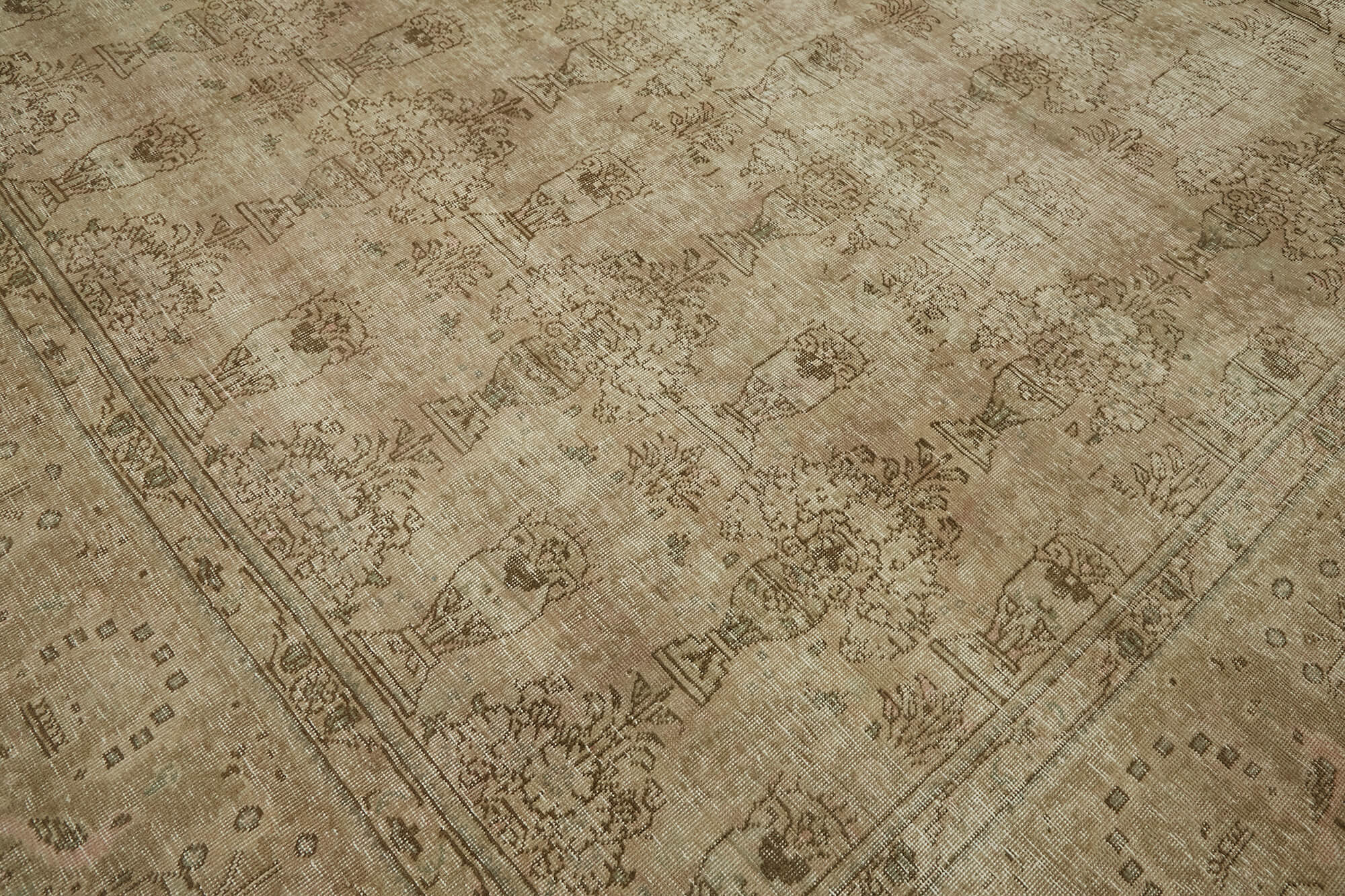 Persian Handmade — 2.95 x 3.95