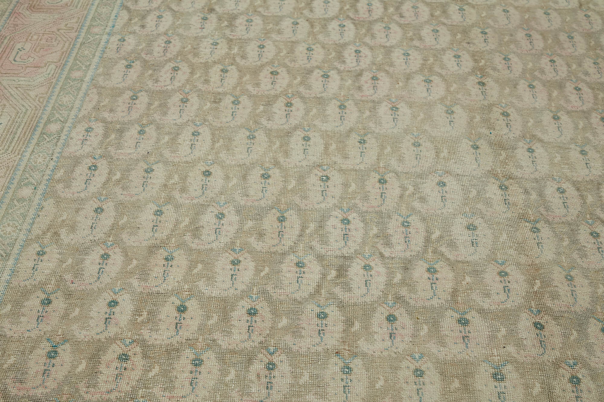 Persian Handmade — 2.90 x 3.74