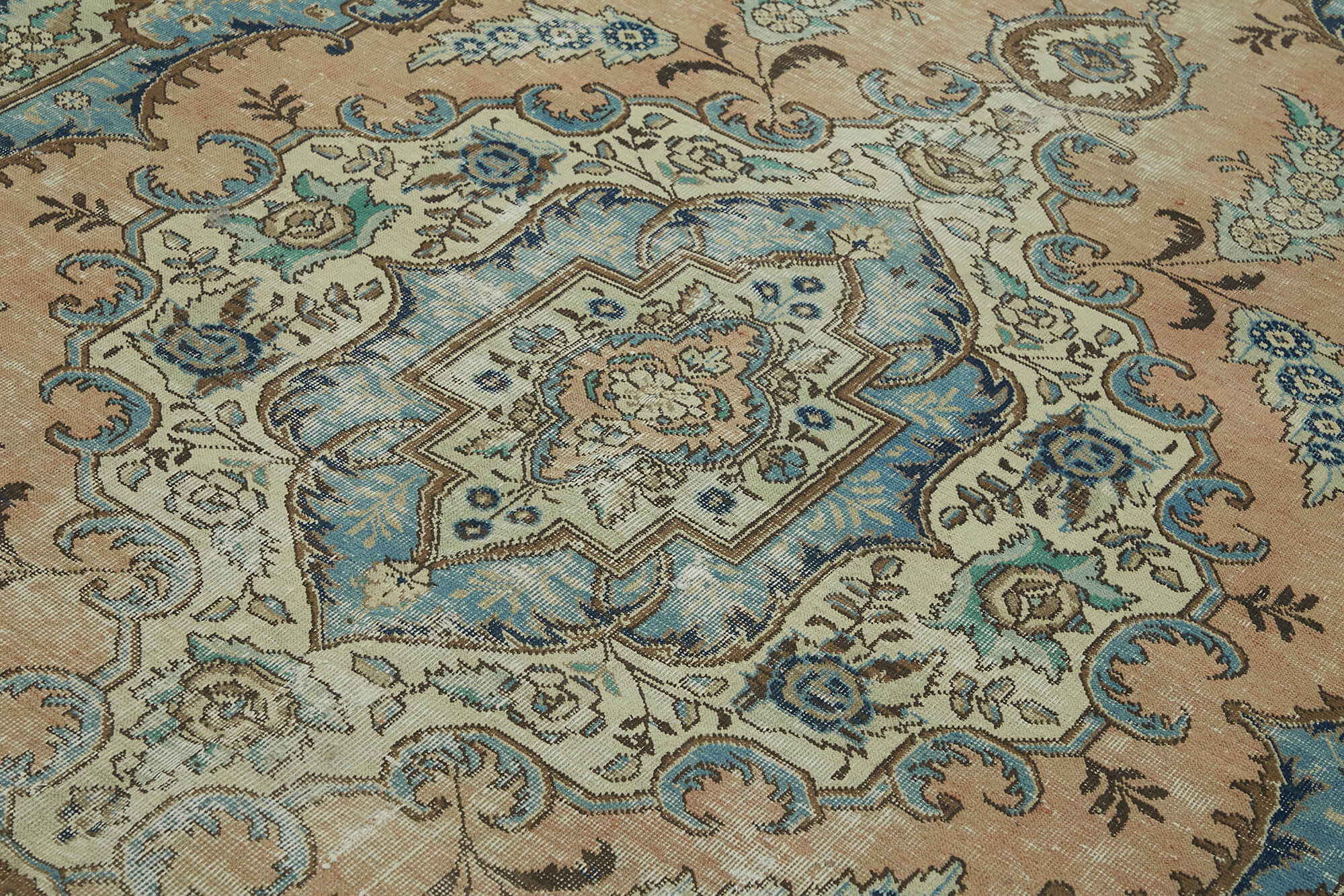Persian Handmade — 2.25 x 3.22