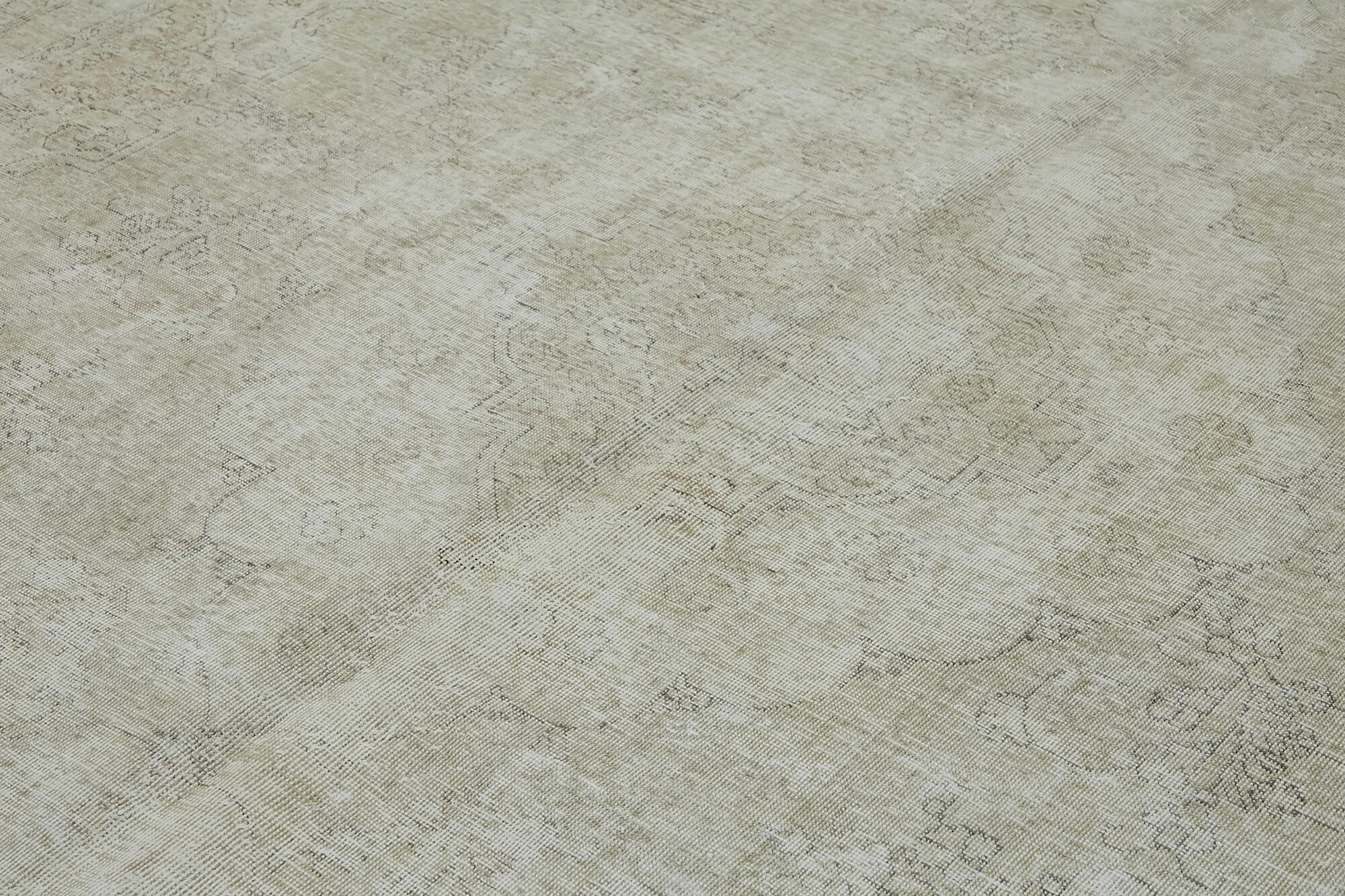 Beige Persian Handmade — 2.86 x 3.77