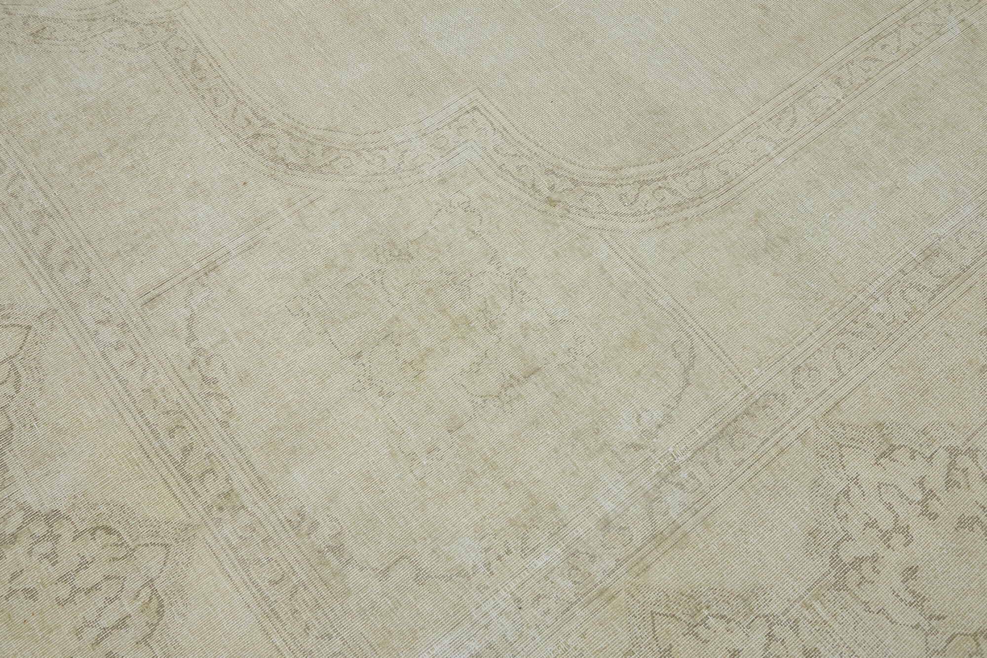 Persian Handmade — 2.91 x 3.81