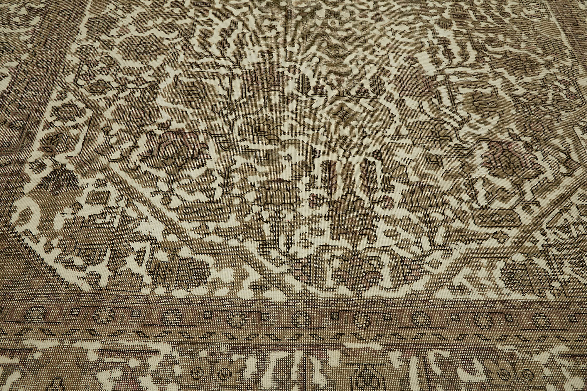 Persian Handmade — 2.87 x 3.82