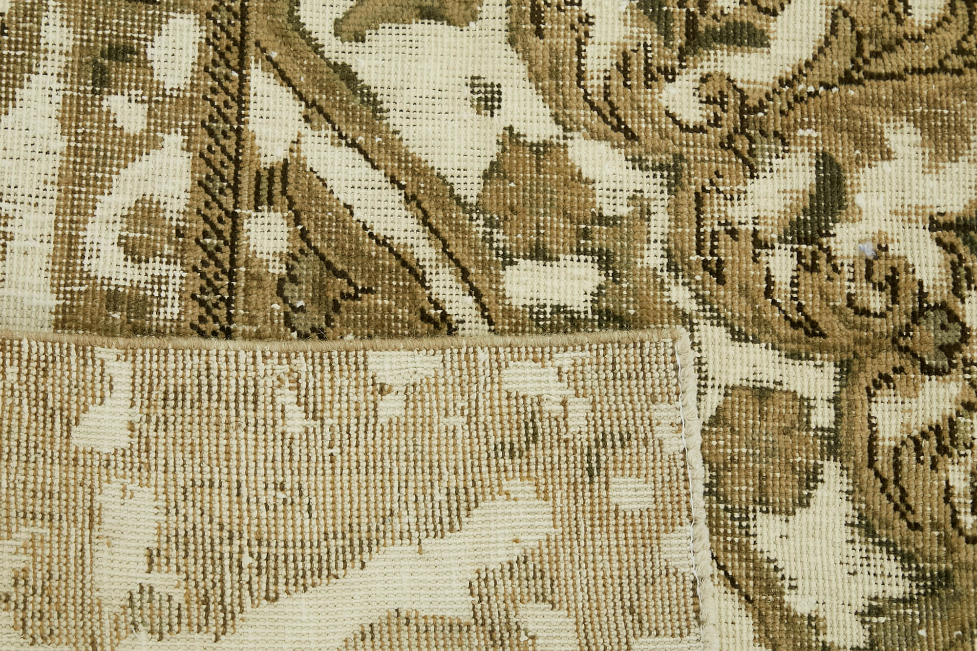 Persian Handmade — 2.83 x 3.73