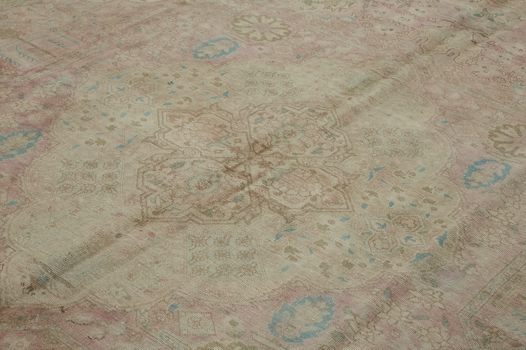 Persian Handmade — 2.89 x 3.85