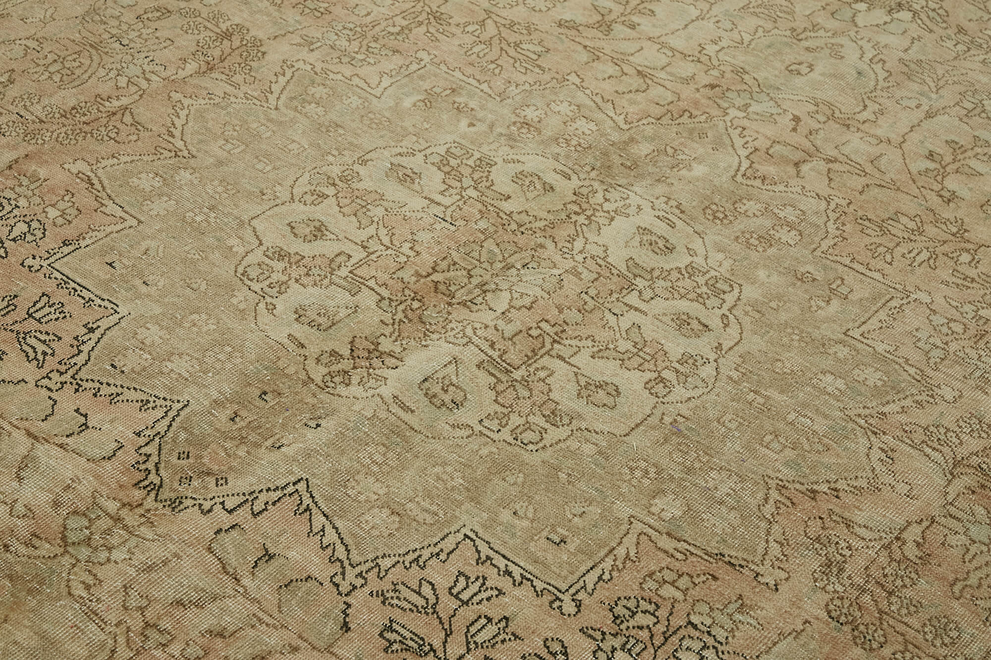 Persian Handmade — 2.59 x 3.20